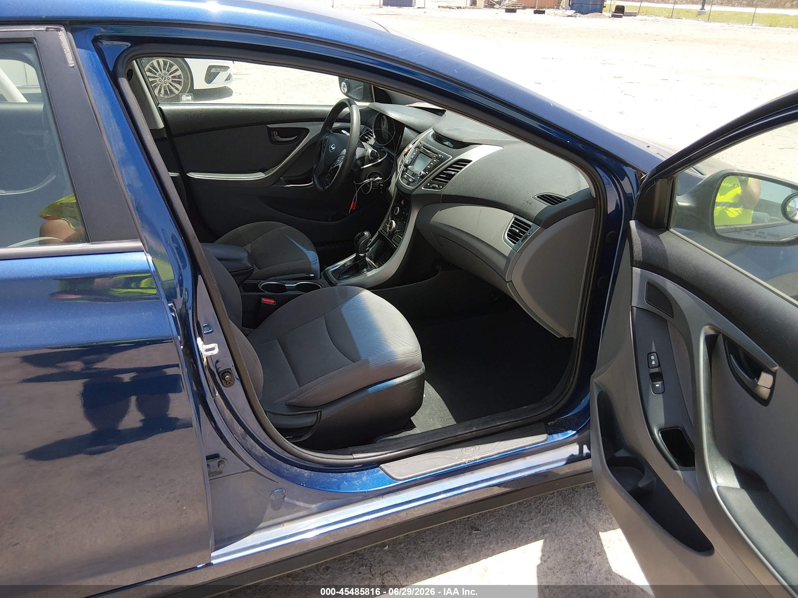 2015 Hyundai Elantra Se Синий vin: 5NPDH4AE9FH639226