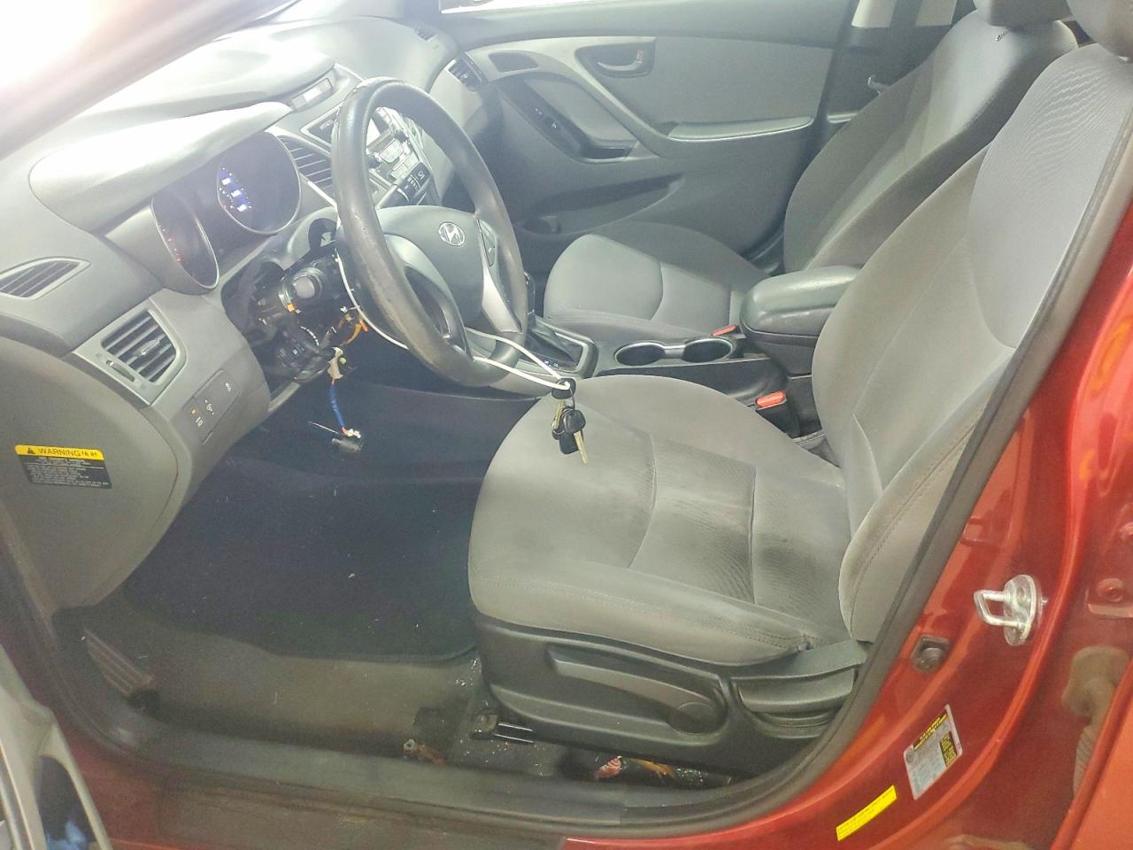 2015 Hyundai Elantra Se Red vin: 5NPDH4AE9FH640215