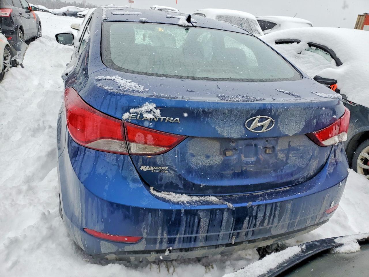 2015 Hyundai Elantra Se Blue vin: 5NPDH4AE9FH645639