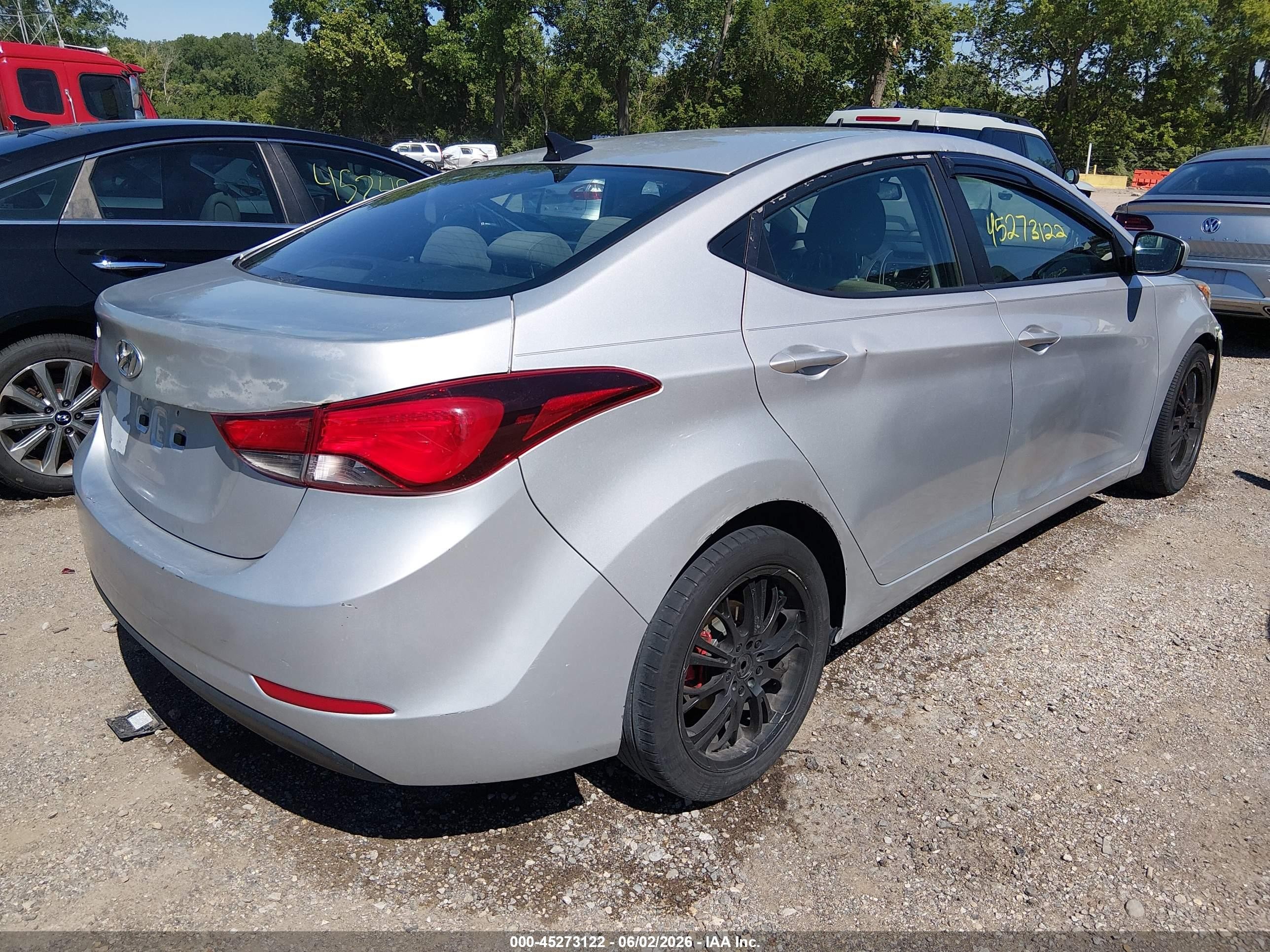 2015 Hyundai Elantra Se Silver vin: 5NPDH4AE9FH648587