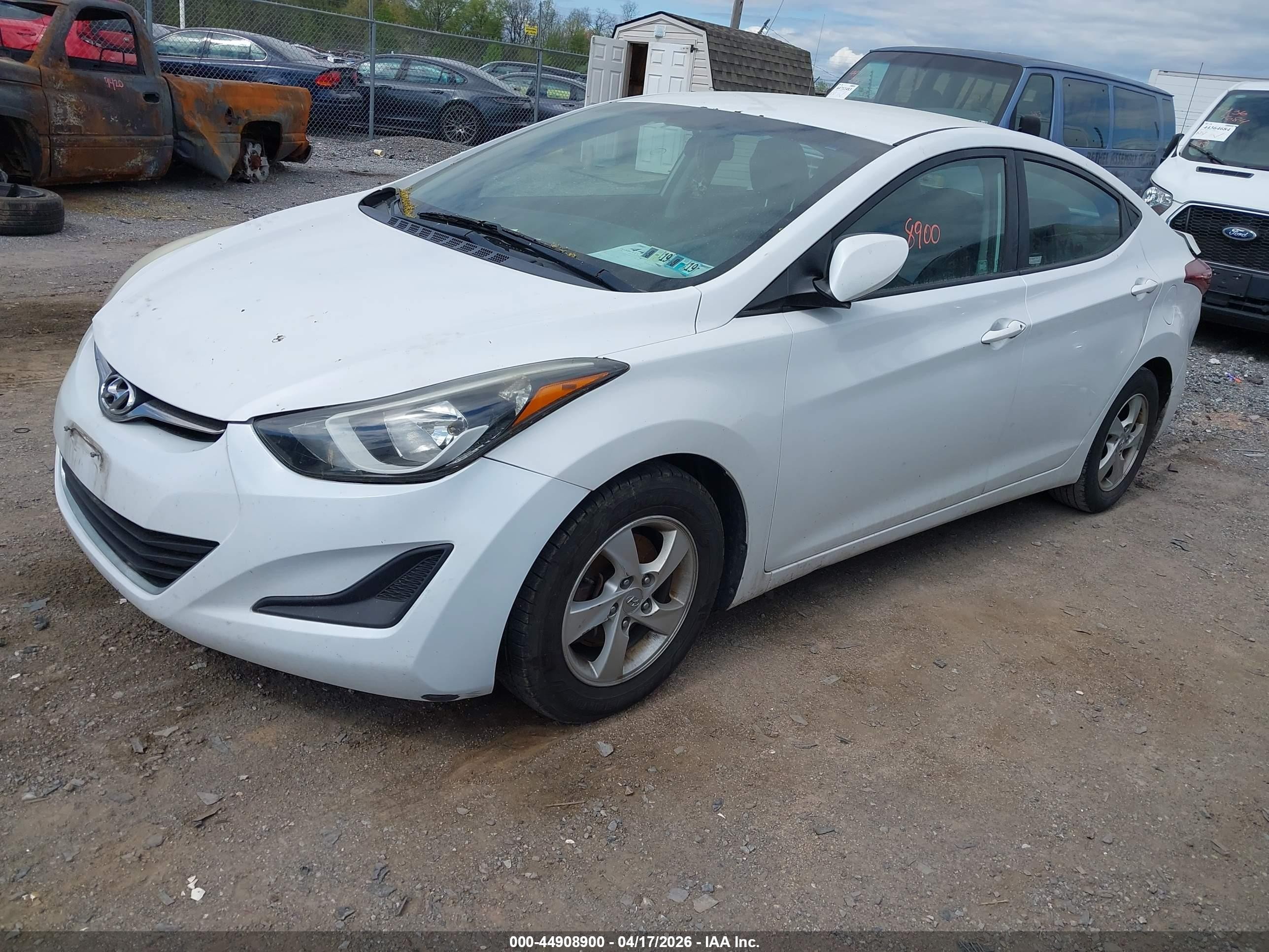 2015 Hyundai Elantra Se Белый vin: 5NPDH4AE9FH651859