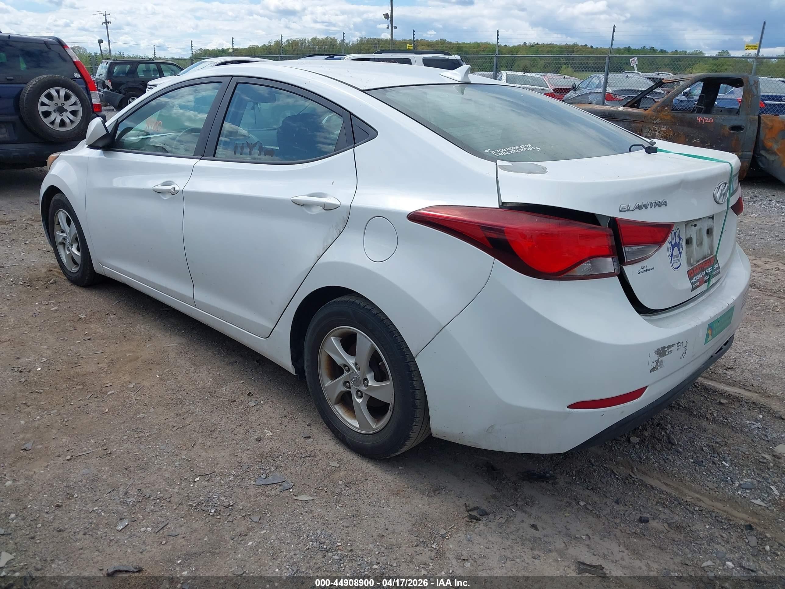 2015 Hyundai Elantra Se Белый vin: 5NPDH4AE9FH651859
