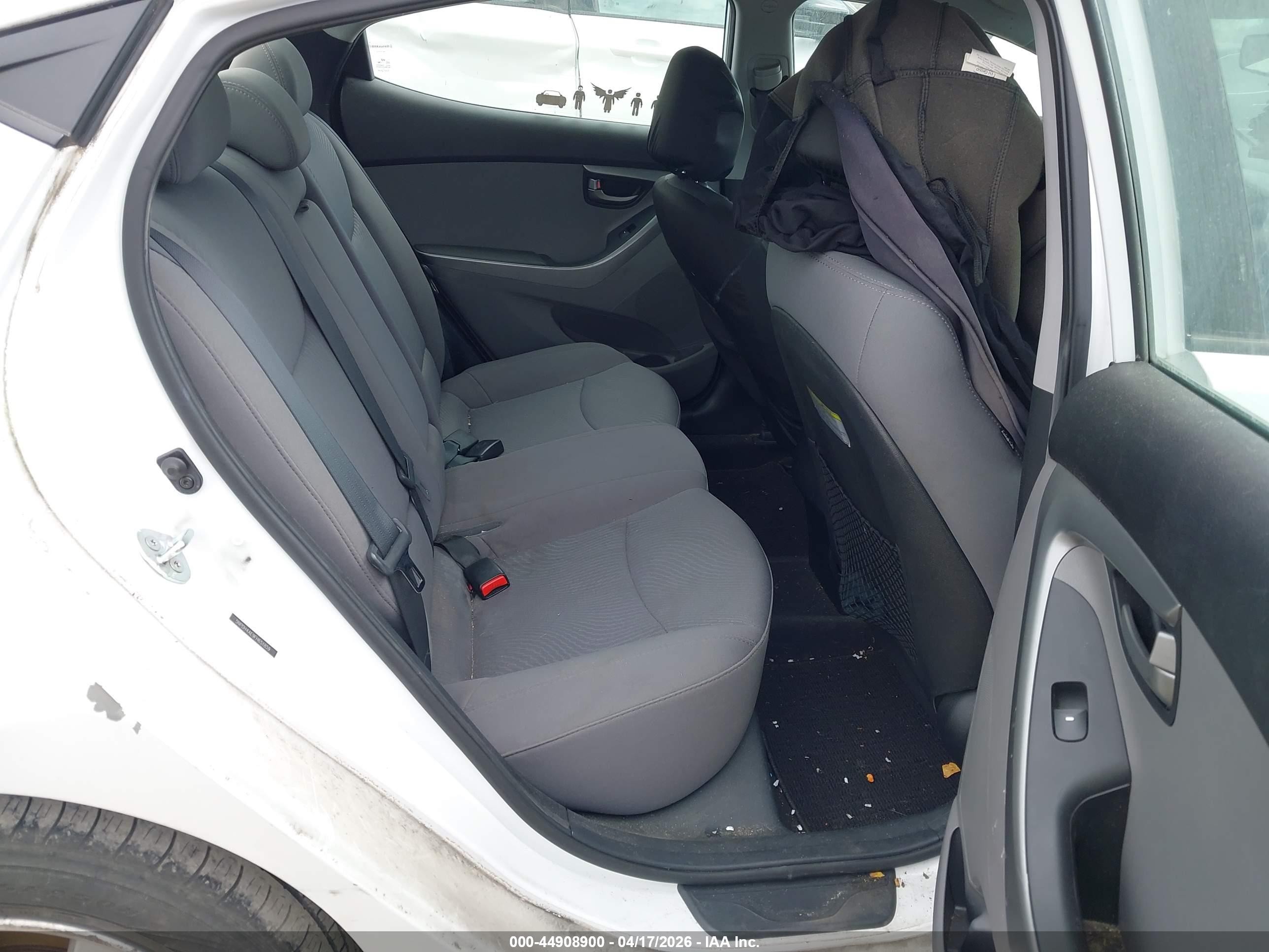 2015 Hyundai Elantra Se Белый vin: 5NPDH4AE9FH651859