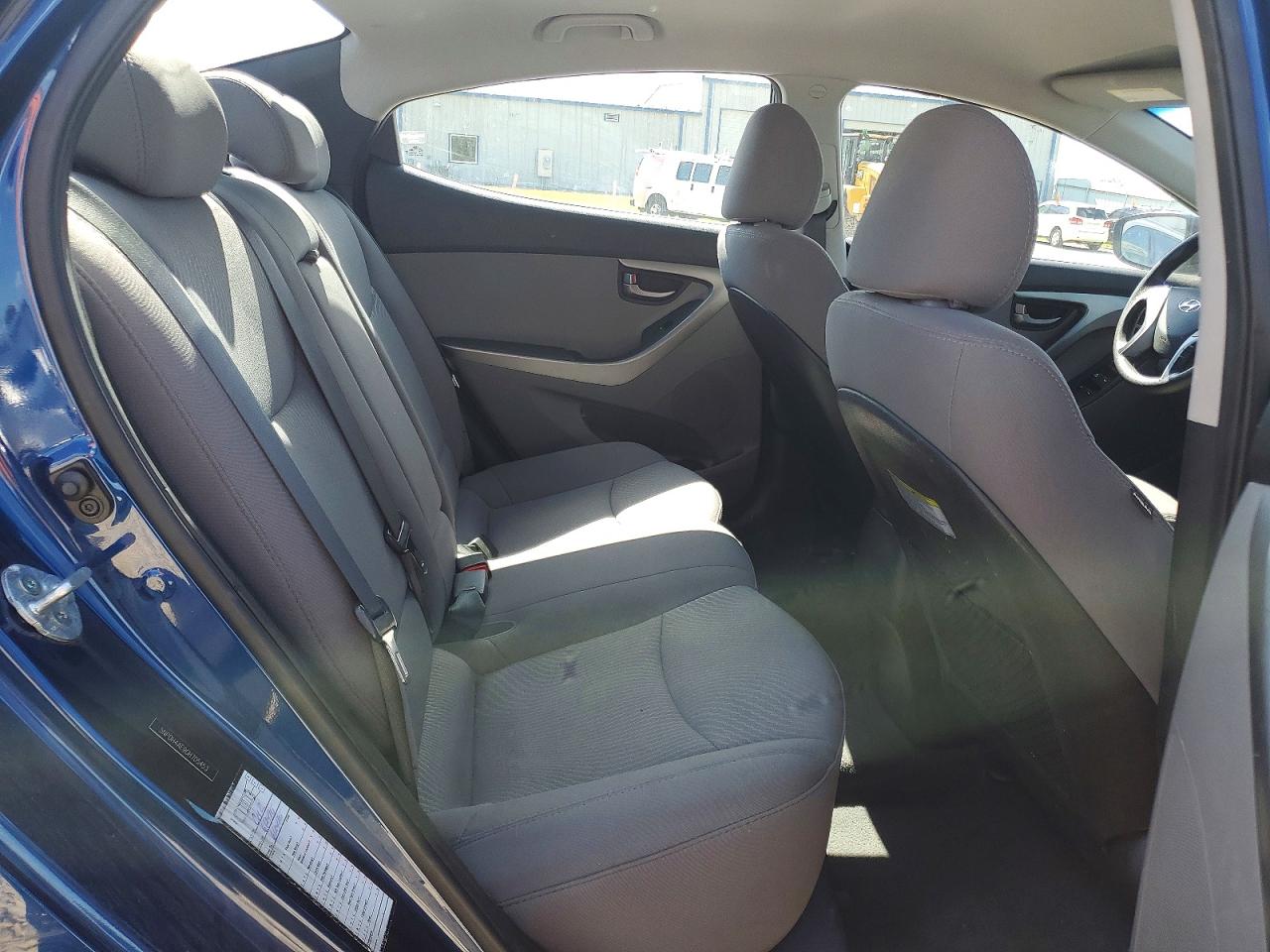 2016 Hyundai Elantra Se Blue vin: 5NPDH4AE9GH705453