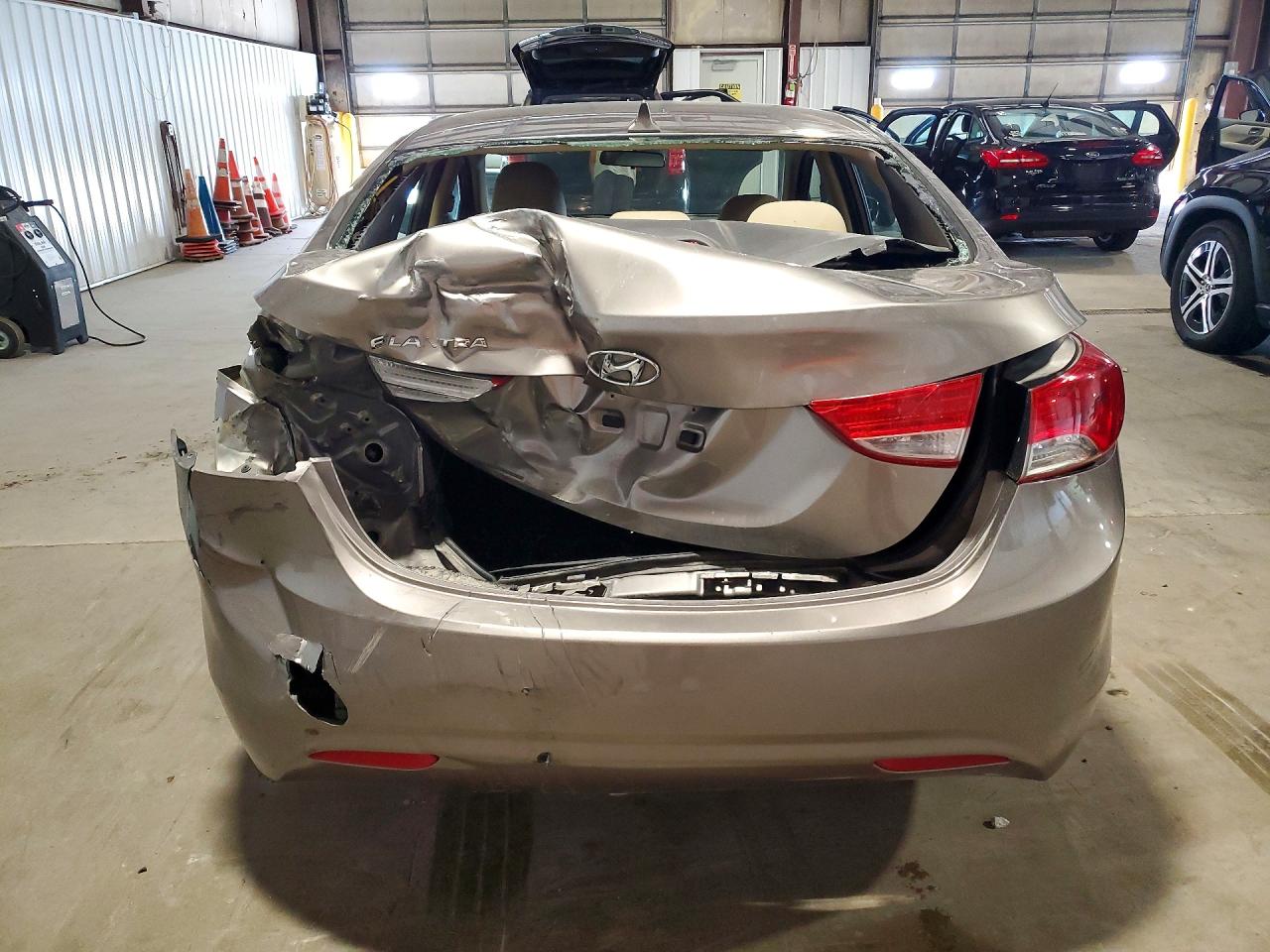 2011 Hyundai Elantra Gls Automati Gold vin: 5NPDH4AEXBH026753