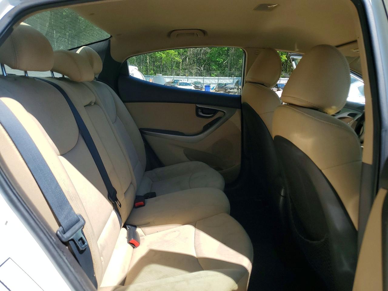 2011 Hyundai Elantra Gls White vin: 5NPDH4AEXBH027255