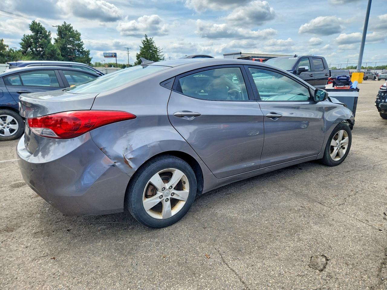 2011 Hyundai Elantra Gls Gray vin: 5NPDH4AEXBH050129