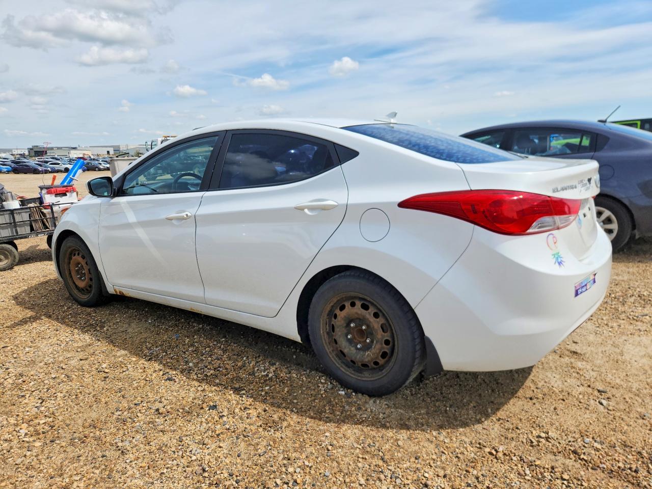 2011 Hyundai Elantra Gls White vin: 5NPDH4AEXBH055184