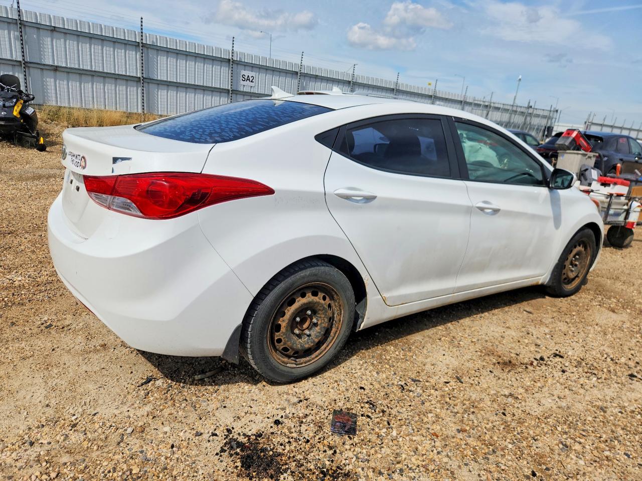 2011 Hyundai Elantra Gls White vin: 5NPDH4AEXBH055184