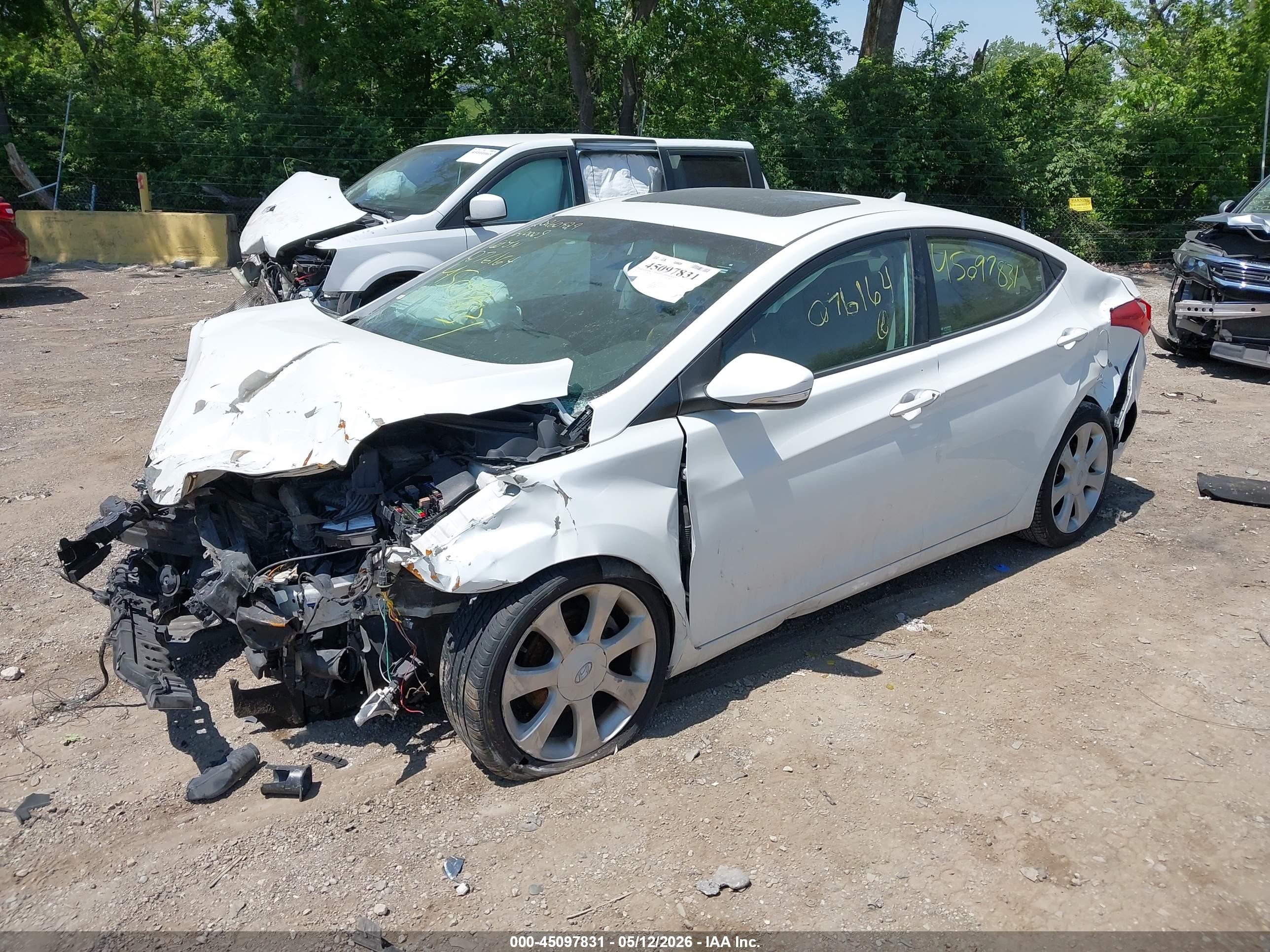 2011 Hyundai Elantra Limited White vin: 5NPDH4AEXBH076164