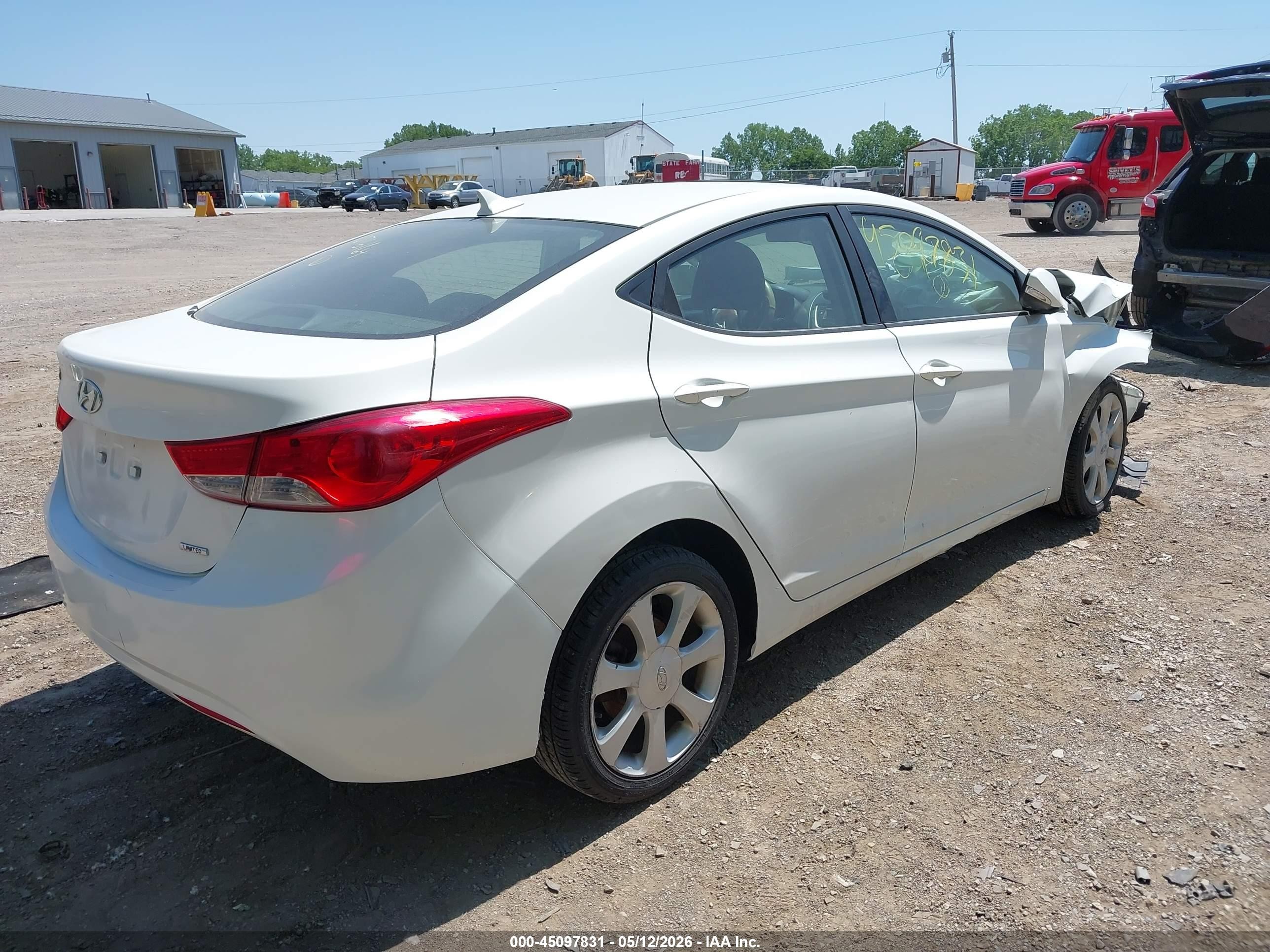 2011 Hyundai Elantra Limited White vin: 5NPDH4AEXBH076164
