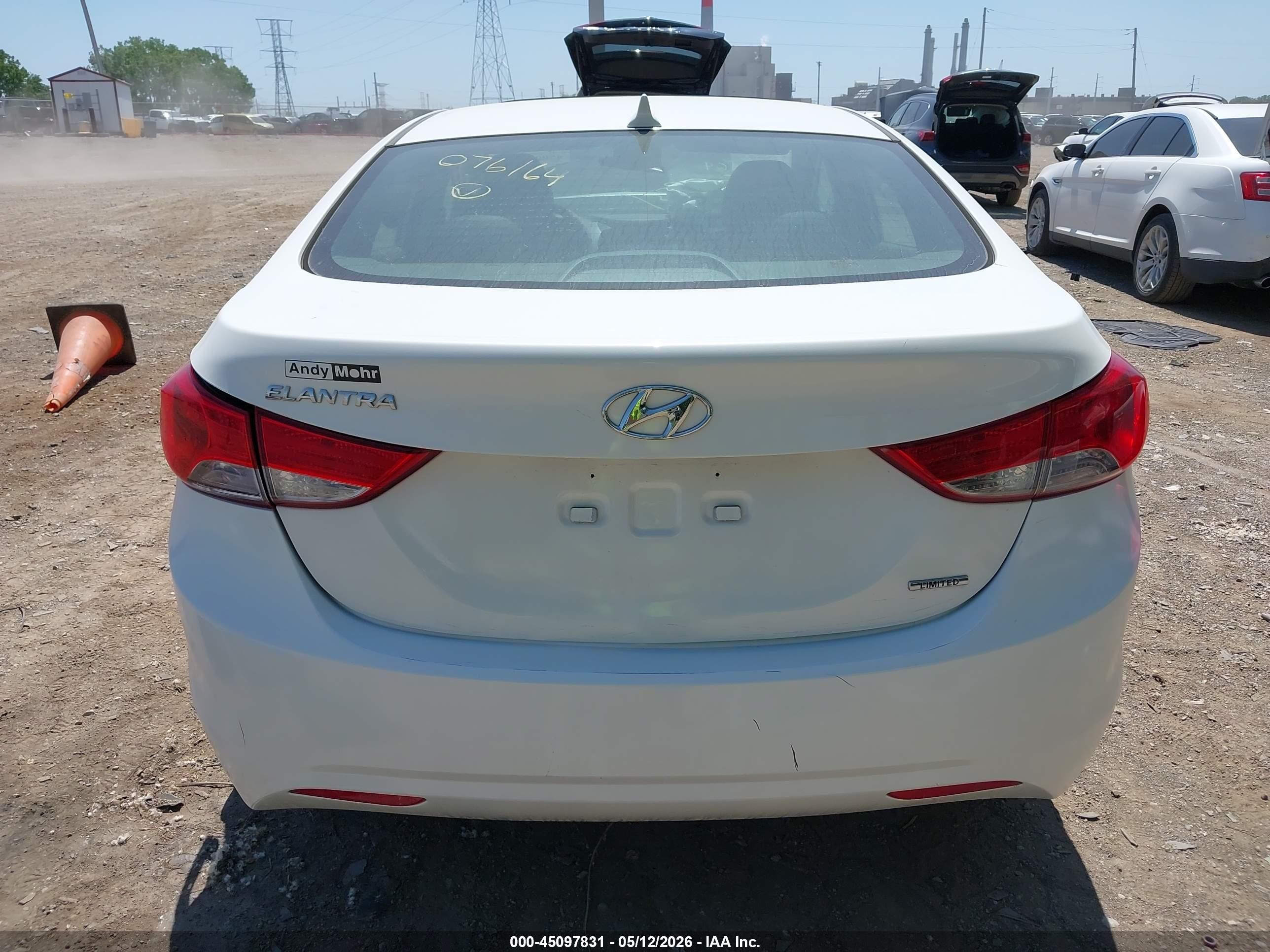 2011 Hyundai Elantra Limited White vin: 5NPDH4AEXBH076164