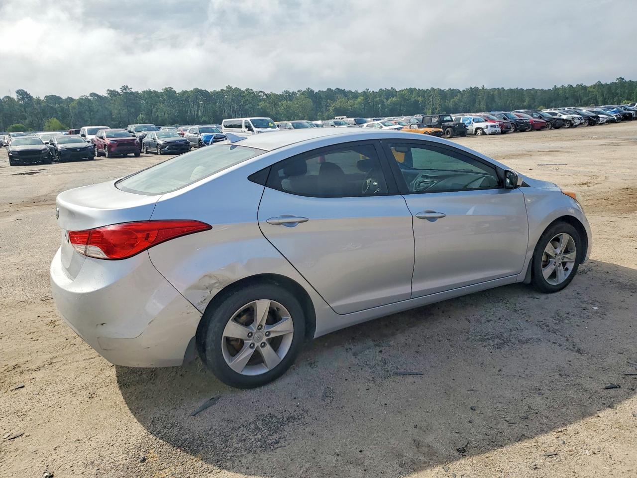 2012 Hyundai Elantra Silver vin: 5NPDH4AEXCH114462