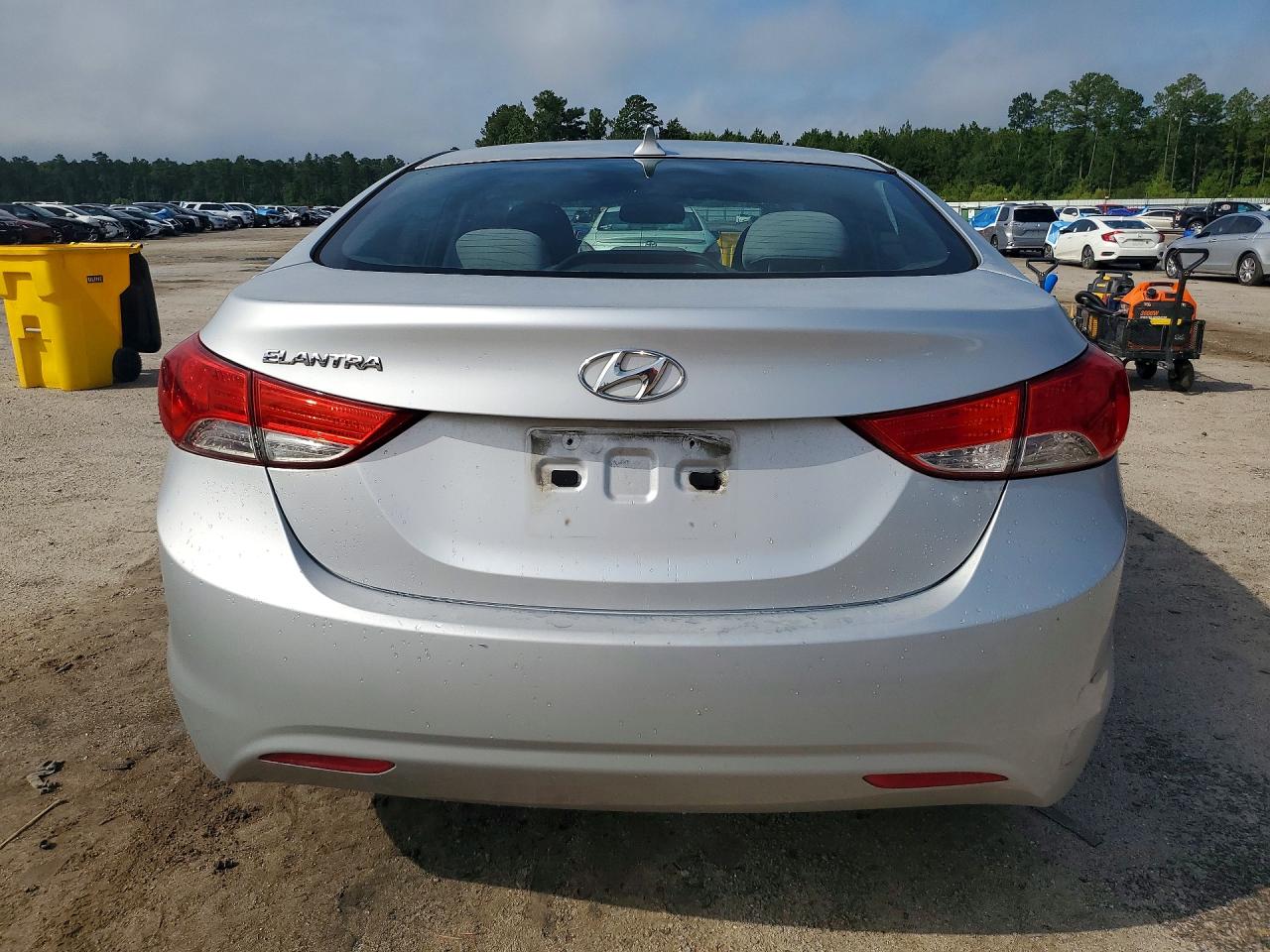 2012 Hyundai Elantra Silver vin: 5NPDH4AEXCH114462