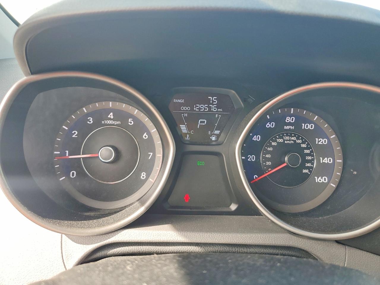 2012 Hyundai Elantra Silver vin: 5NPDH4AEXCH114462