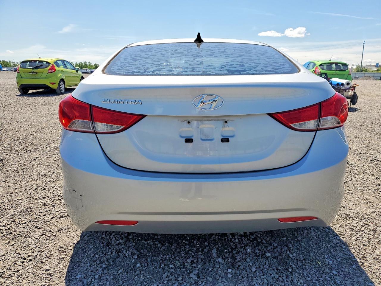 2012 Hyundai Elantra Gls Silver vin: 5NPDH4AEXCH138633