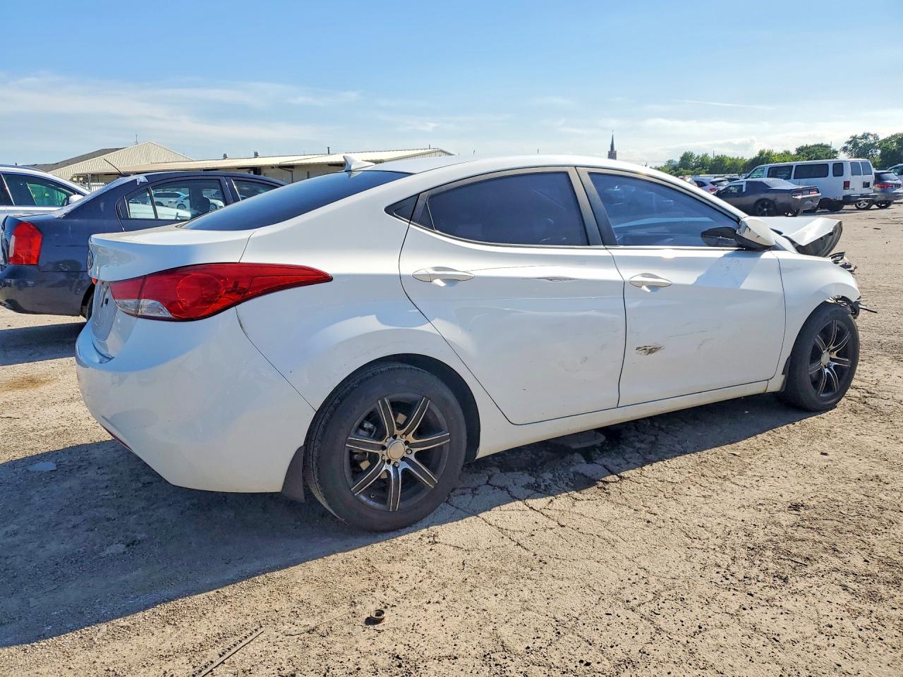 2013 Hyundai Elantra Gls Белый vin: 5NPDH4AEXDH168409