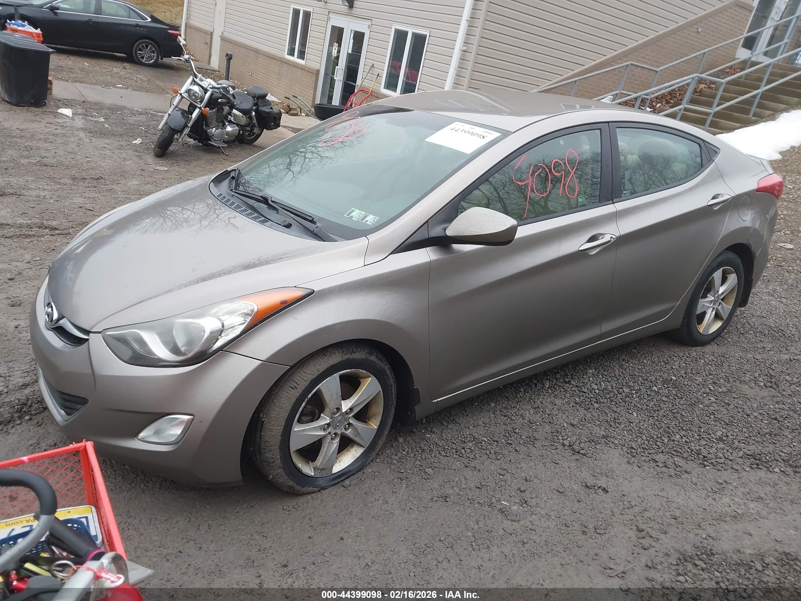 2013 Hyundai Elantra Gls/limited Beige vin: 5NPDH4AEXDH206124