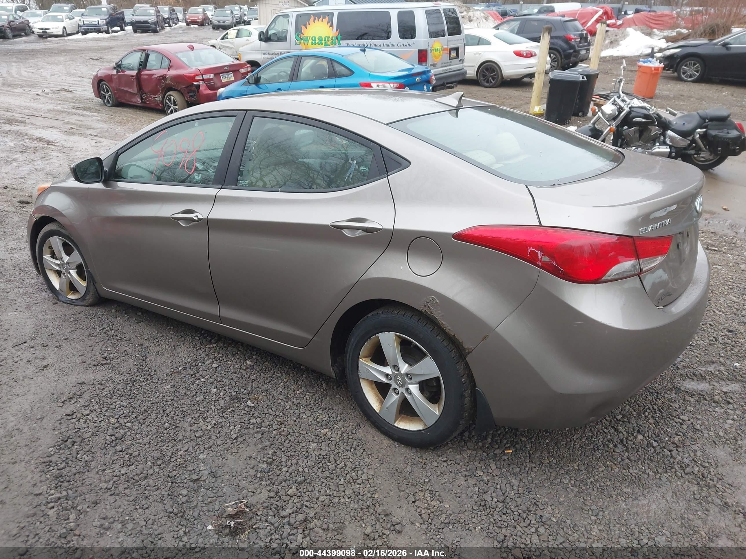 2013 Hyundai Elantra Gls/limited Beige vin: 5NPDH4AEXDH206124