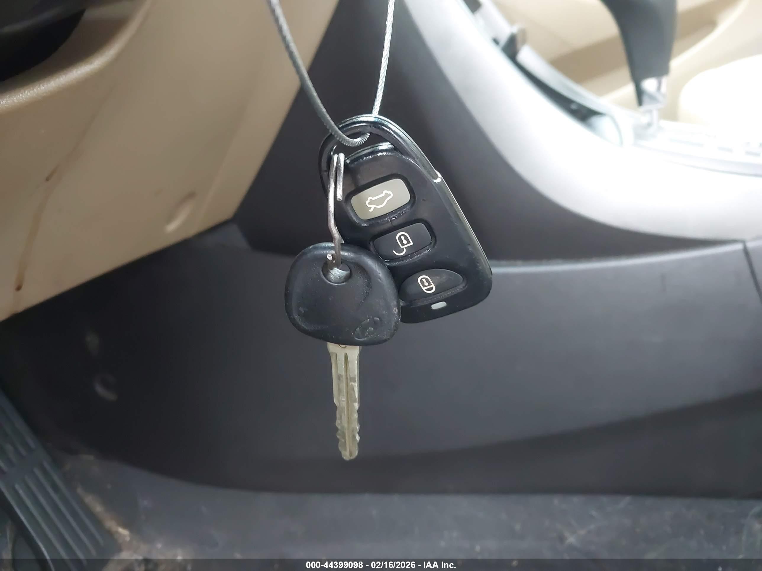 2013 Hyundai Elantra Gls/limited Beige vin: 5NPDH4AEXDH206124
