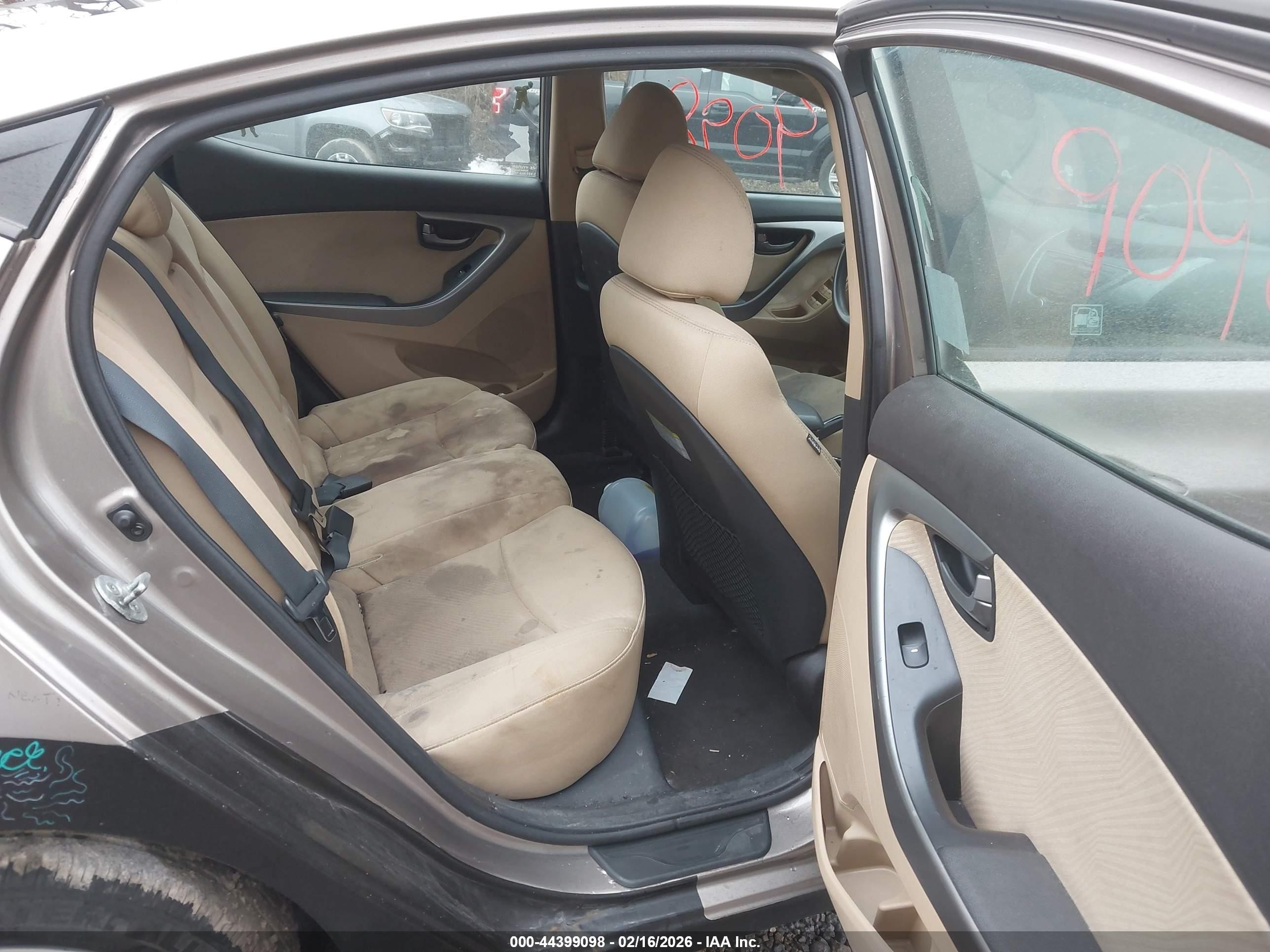 2013 Hyundai Elantra Gls/limited Beige vin: 5NPDH4AEXDH206124