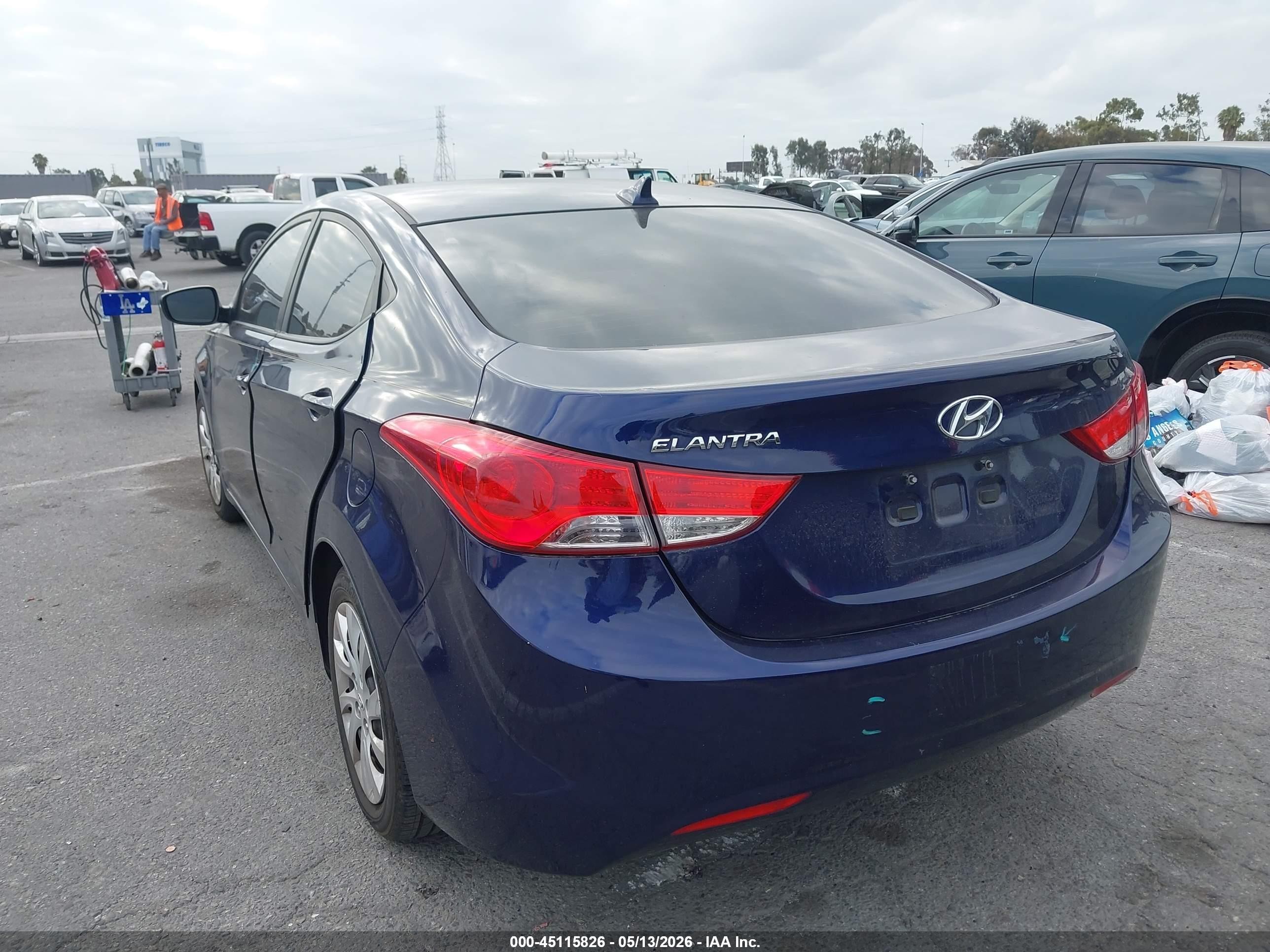 2013 Hyundai Elantra Gls/limited Blue vin: 5NPDH4AEXDH206379