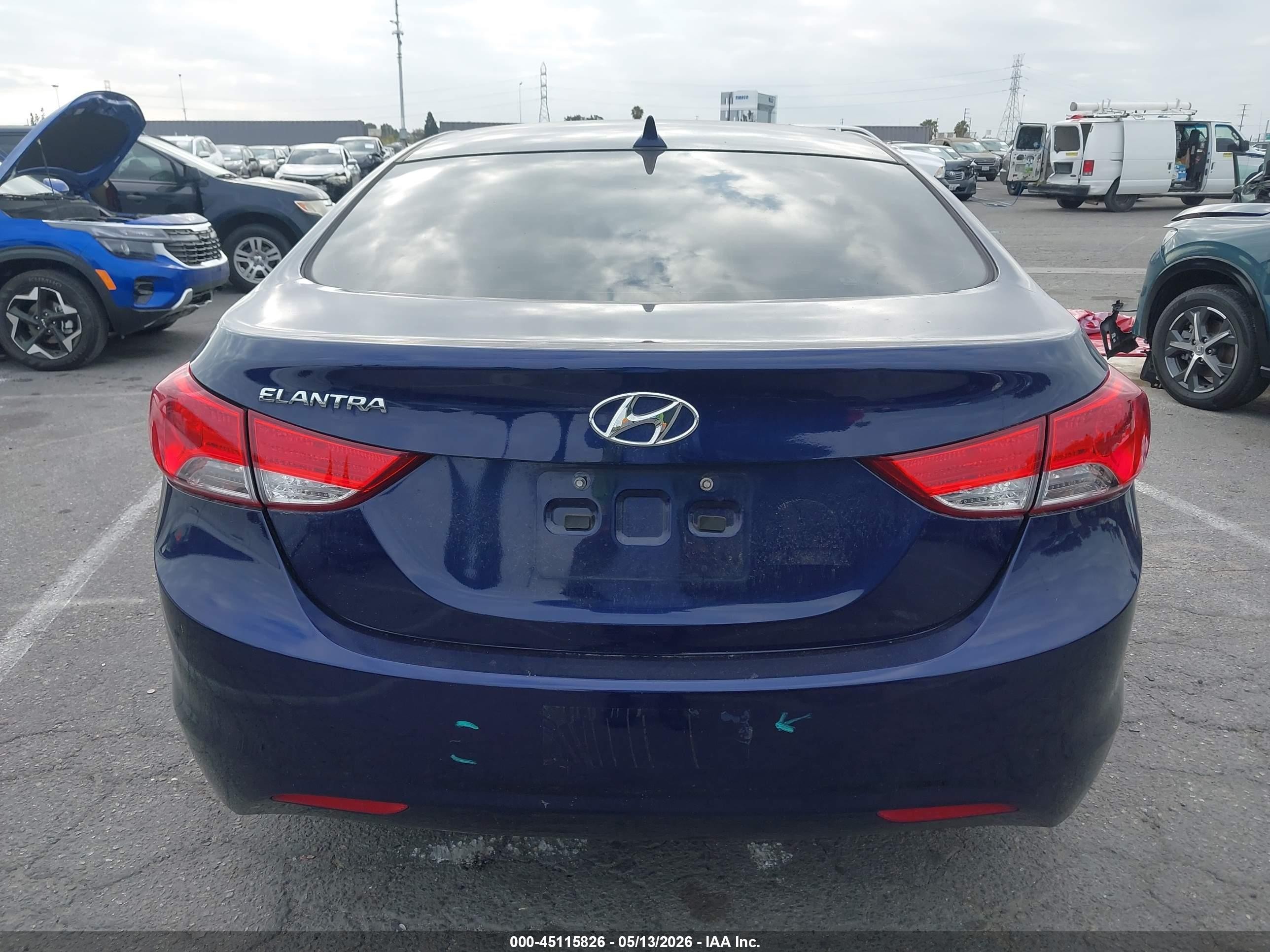 2013 Hyundai Elantra Gls/limited Blue vin: 5NPDH4AEXDH206379
