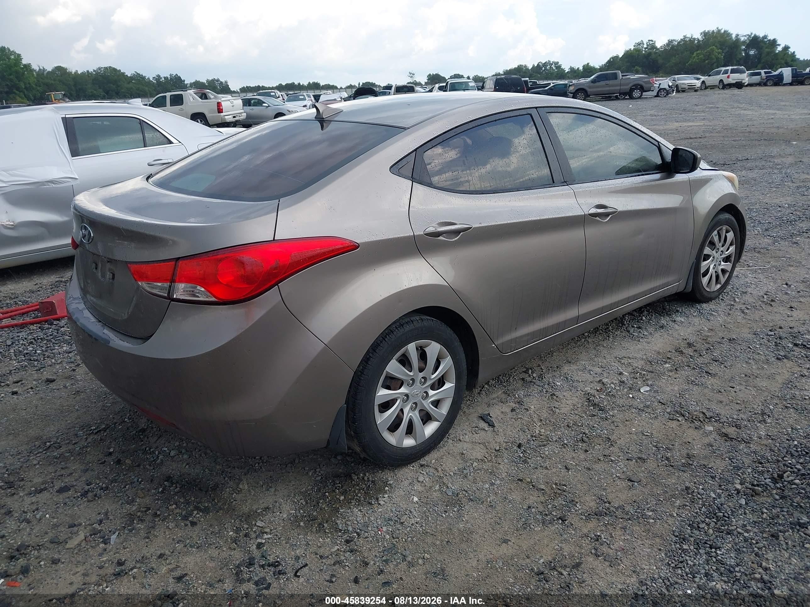 2013 Hyundai Elantra Gls Tan vin: 5NPDH4AEXDH214904