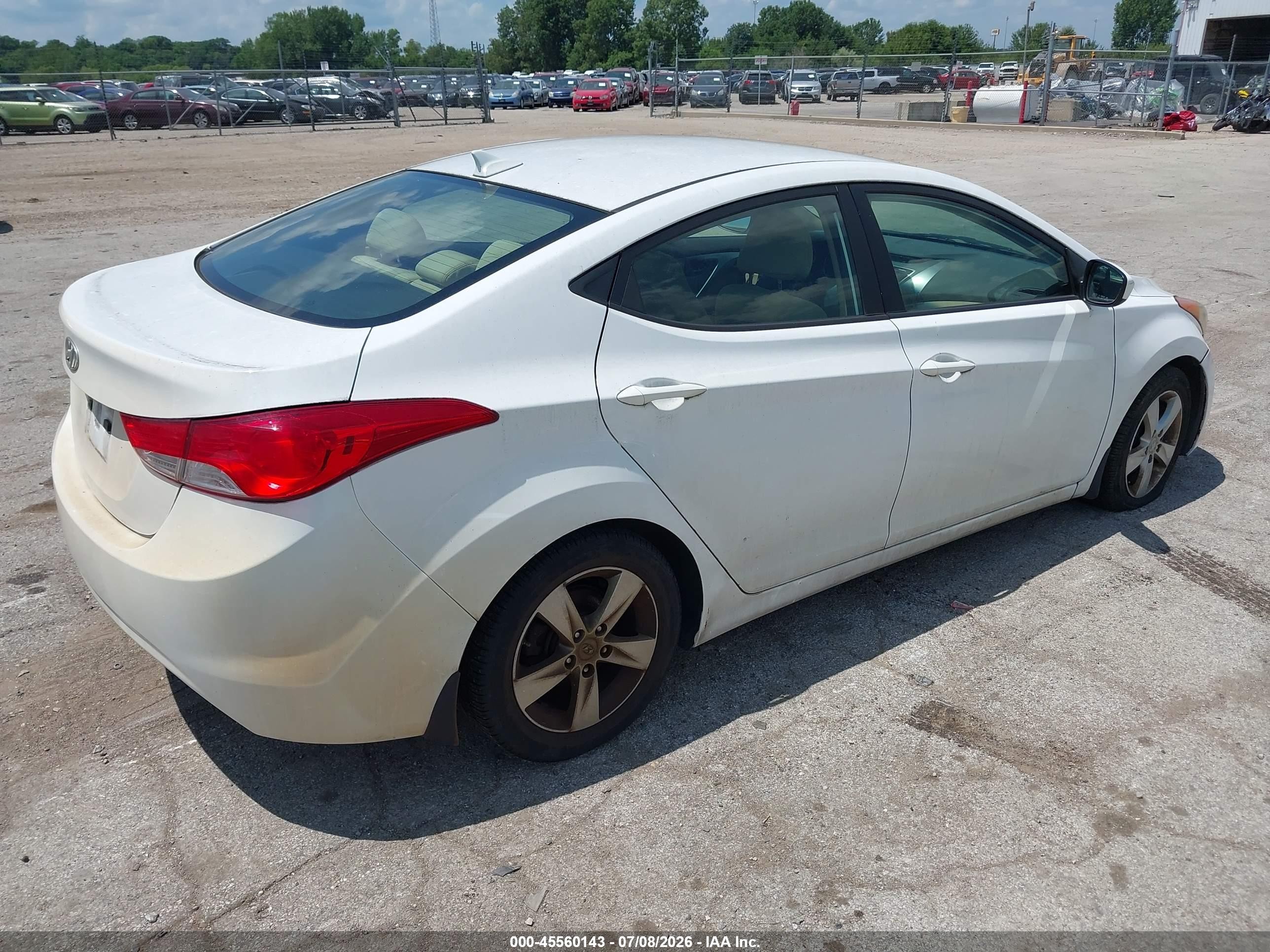 2013 Hyundai Elantra Gls White vin: 5NPDH4AEXDH226163