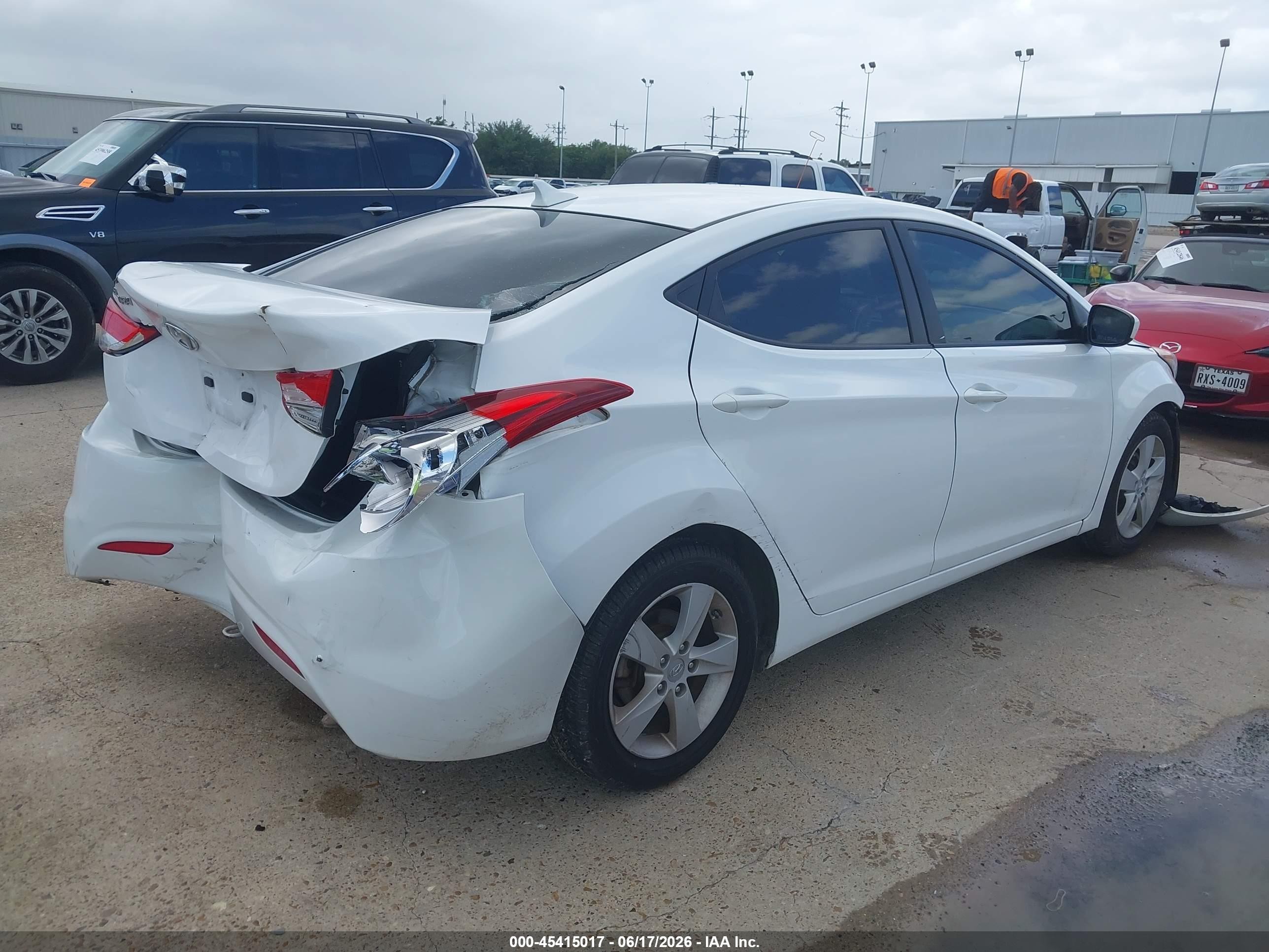 2013 Hyundai Elantra Gls White vin: 5NPDH4AEXDH227524