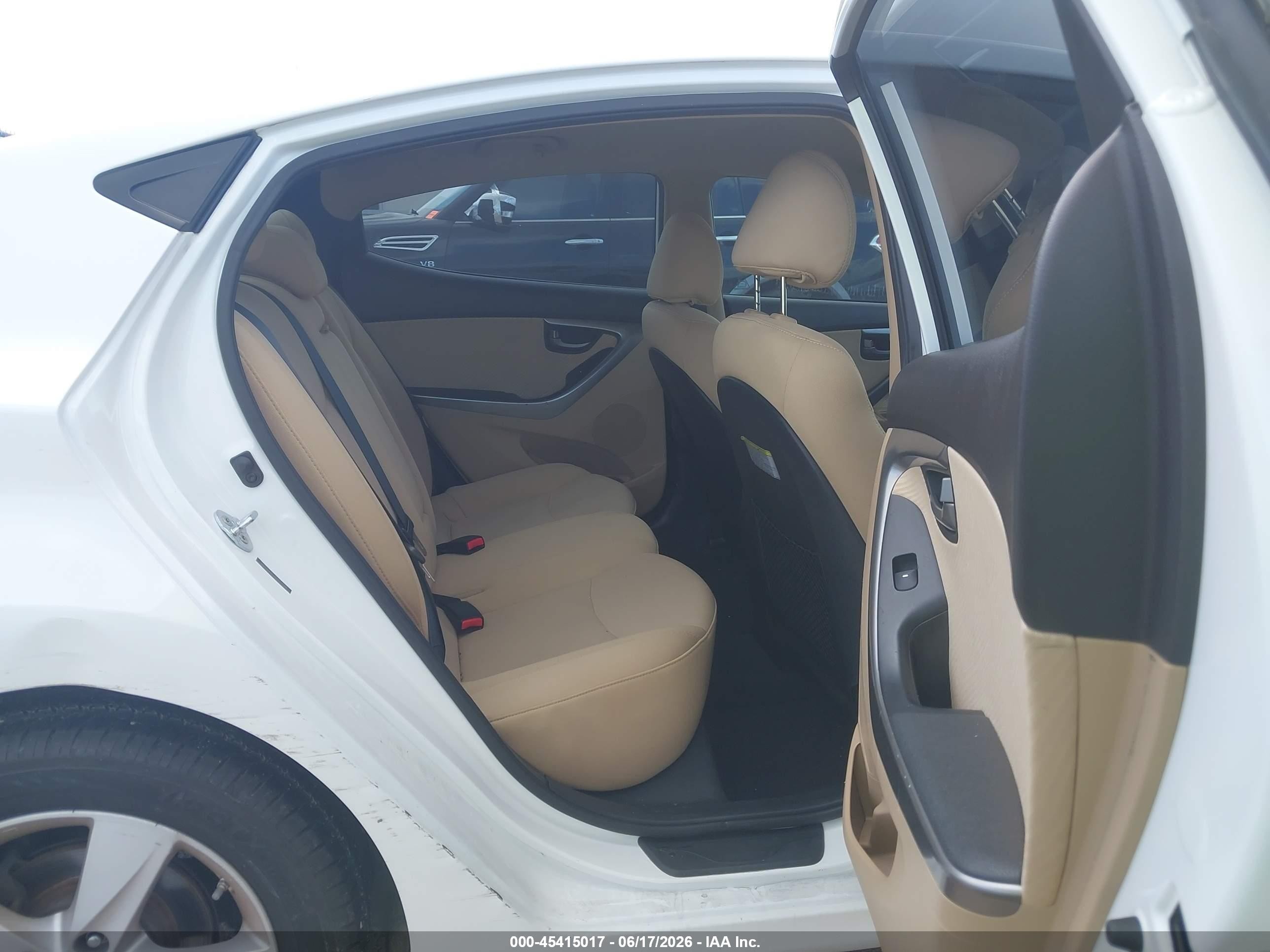 2013 Hyundai Elantra Gls White vin: 5NPDH4AEXDH227524