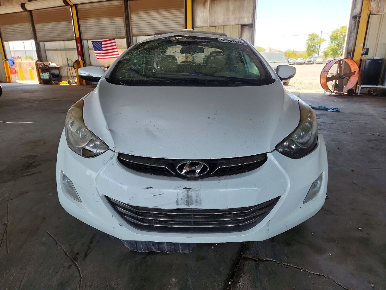 2013 Hyundai Elantra Limited White vin: 5NPDH4AEXDH231329