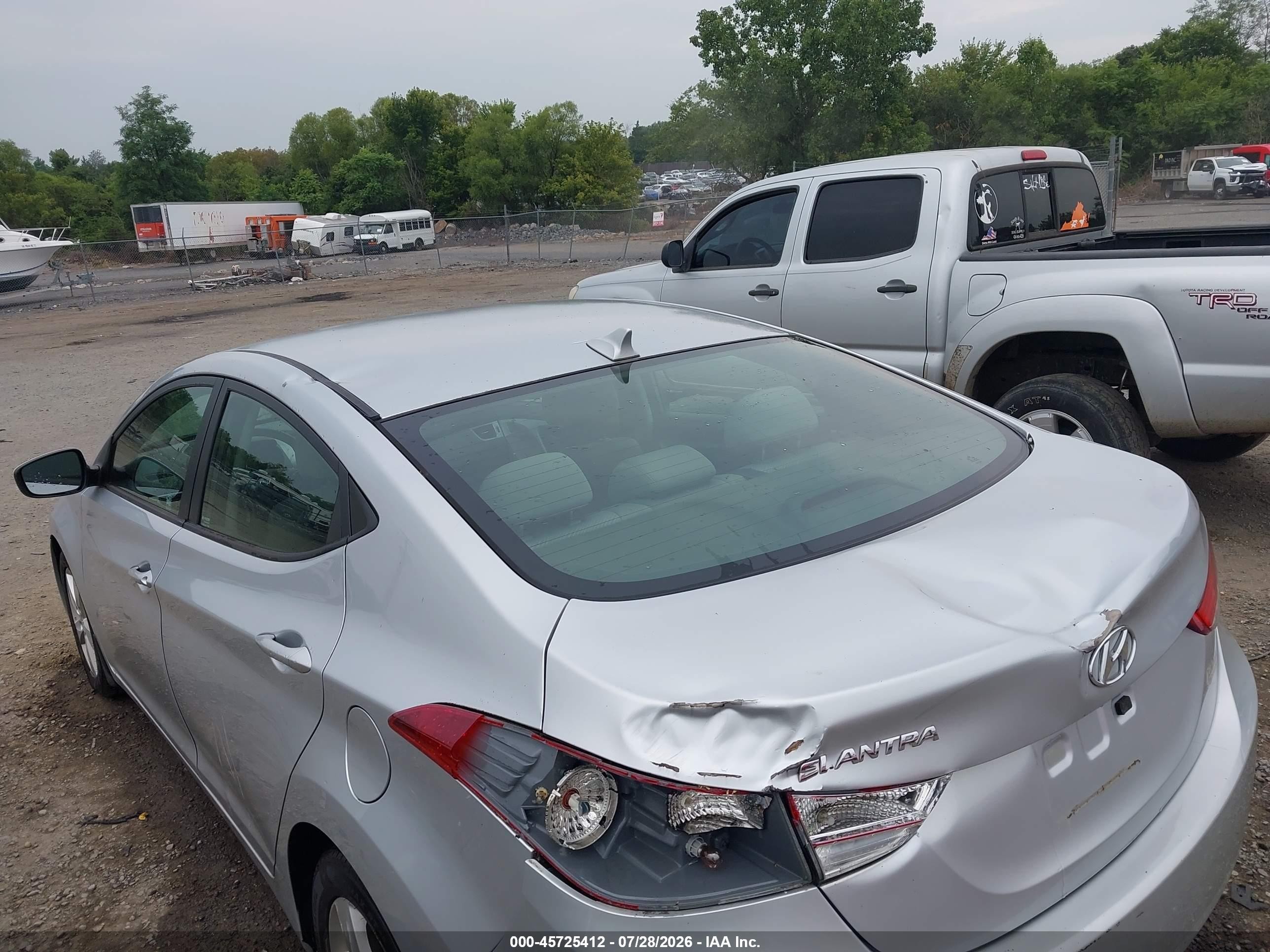 2013 Hyundai Elantra Gls Silver vin: 5NPDH4AEXDH243397