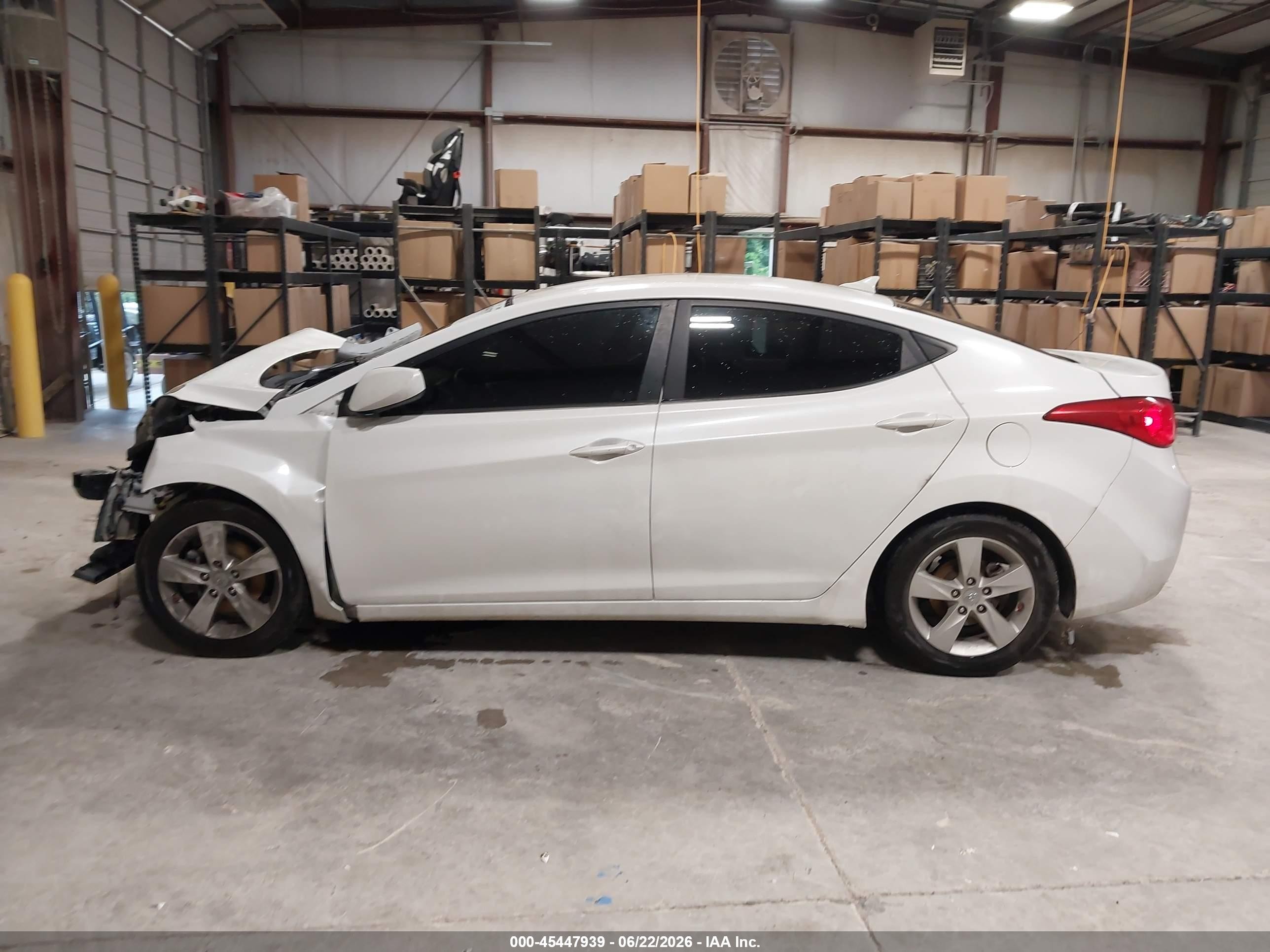 2013 Hyundai Elantra Gls Белый vin: 5NPDH4AEXDH252293