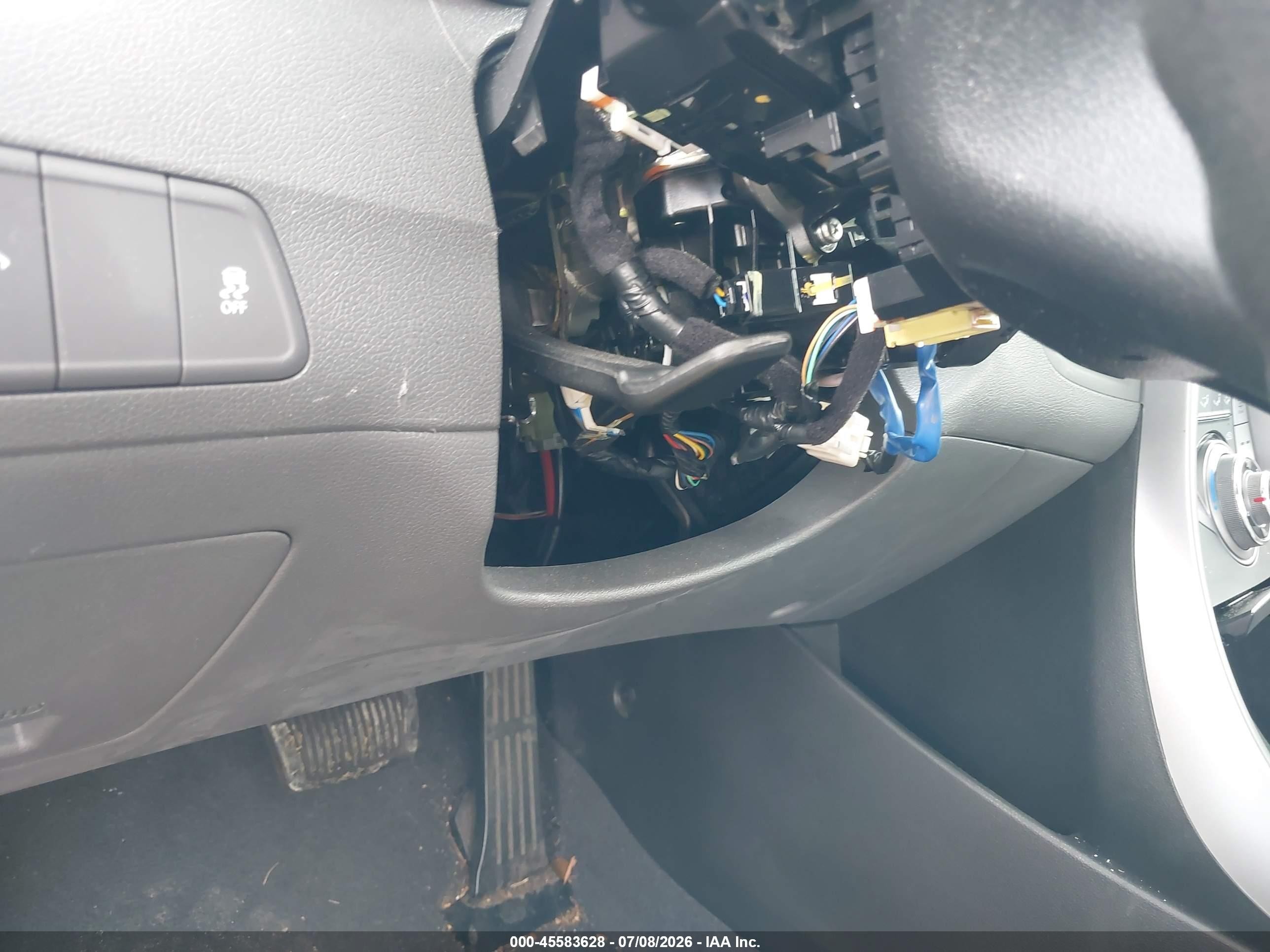 2013 Hyundai Elantra Gls Silver vin: 5NPDH4AEXDH268509