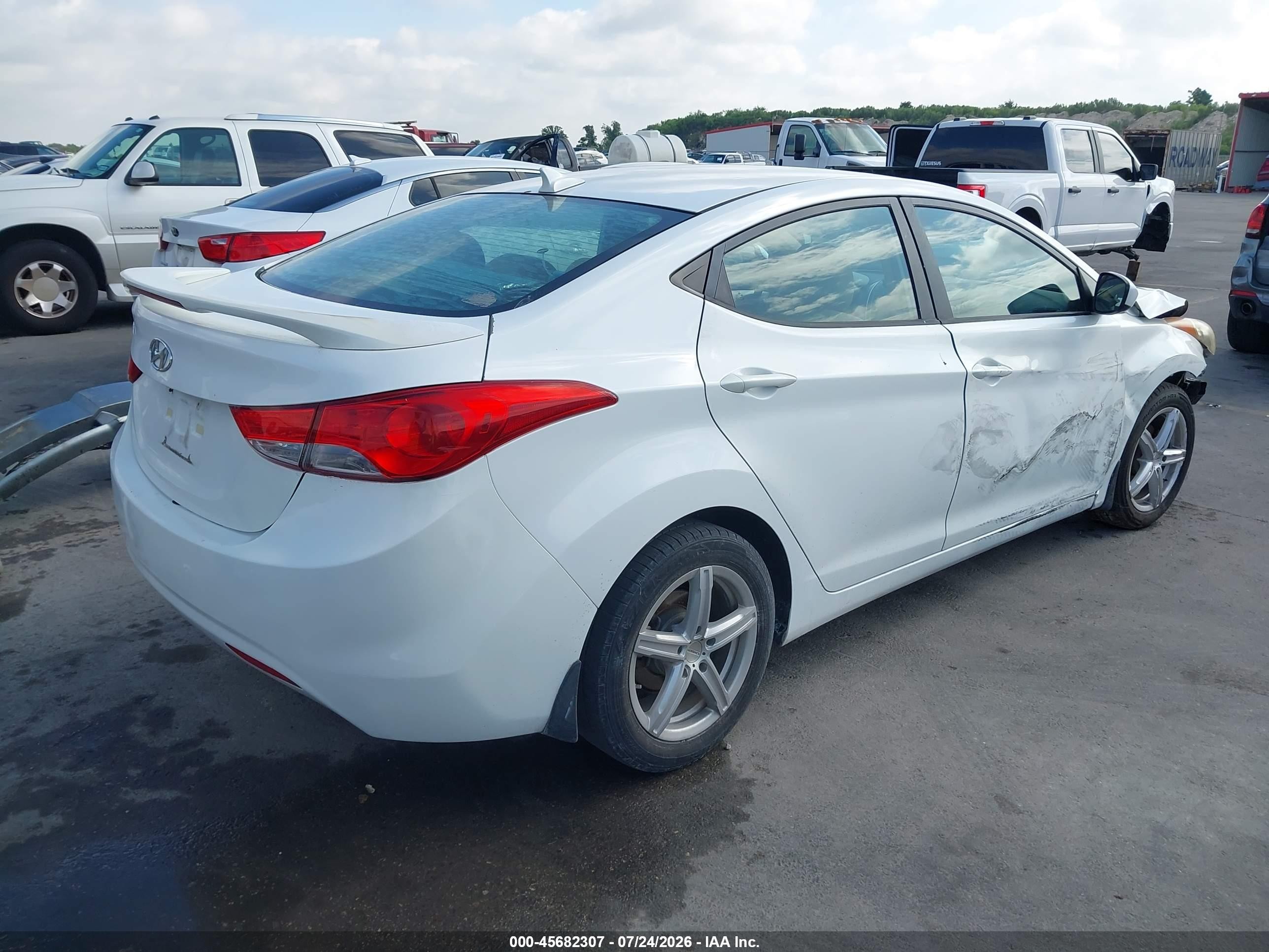 2013 Hyundai Elantra Gls Белый vin: 5NPDH4AEXDH282765