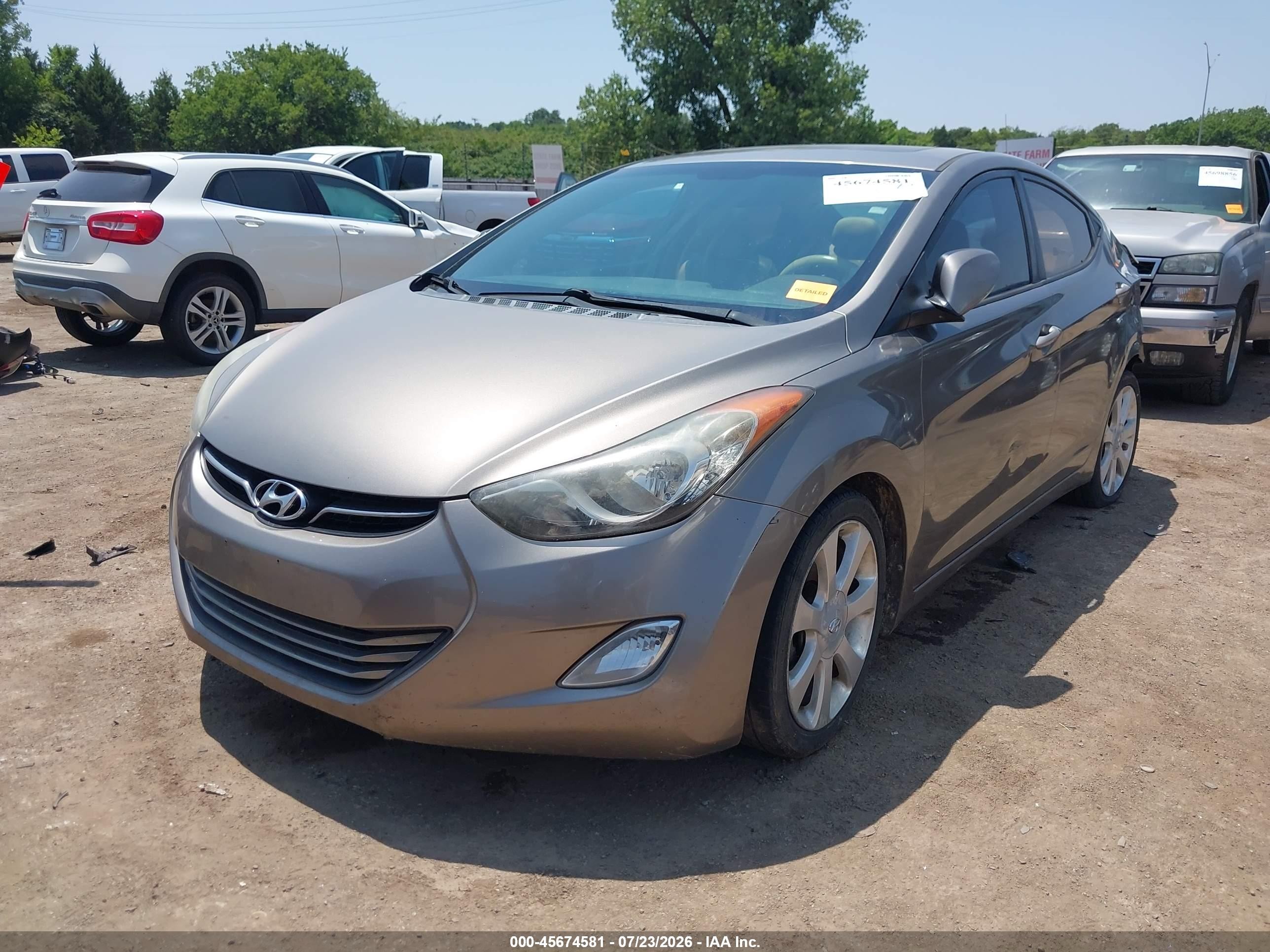 2013 Hyundai Elantra Limited Silver vin: 5NPDH4AEXDH289375