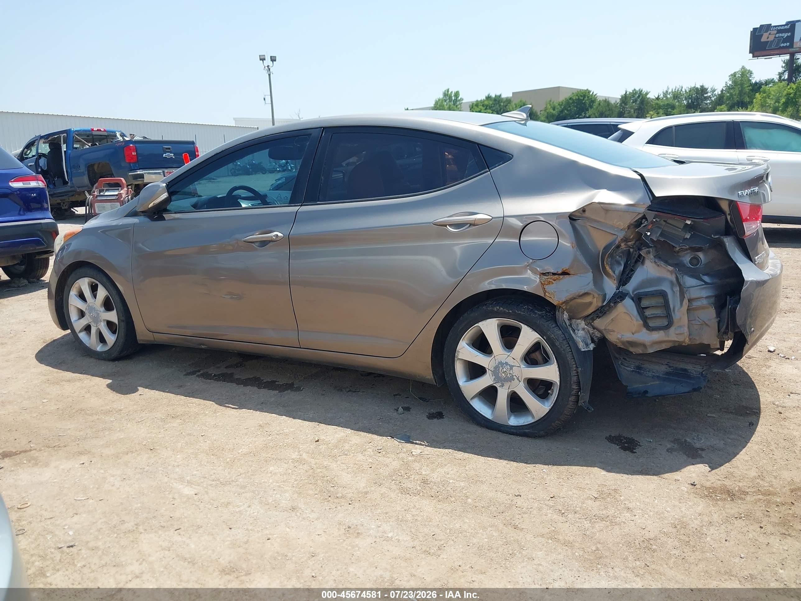 2013 Hyundai Elantra Limited Silver vin: 5NPDH4AEXDH289375