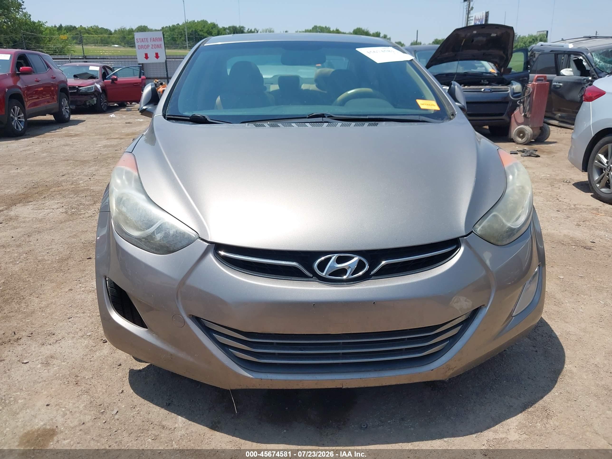 2013 Hyundai Elantra Limited Silver vin: 5NPDH4AEXDH289375