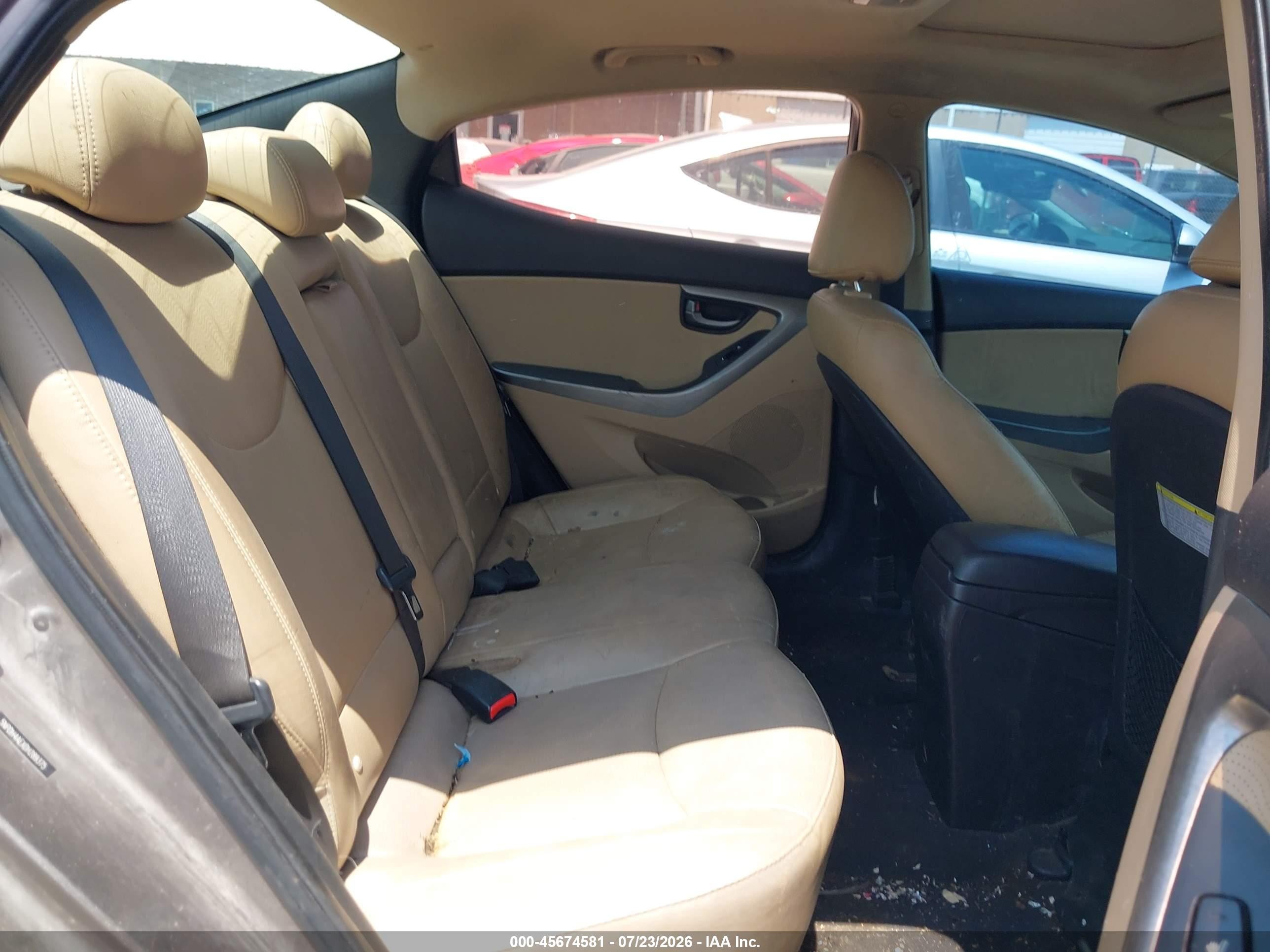 2013 Hyundai Elantra Limited Silver vin: 5NPDH4AEXDH289375