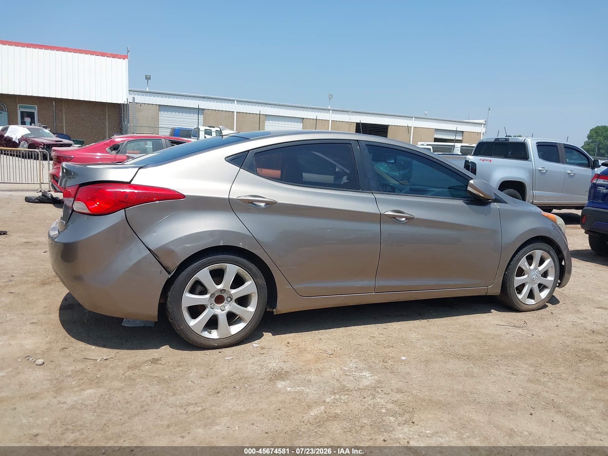 2013 Hyundai Elantra Limited Silver vin: 5NPDH4AEXDH289375