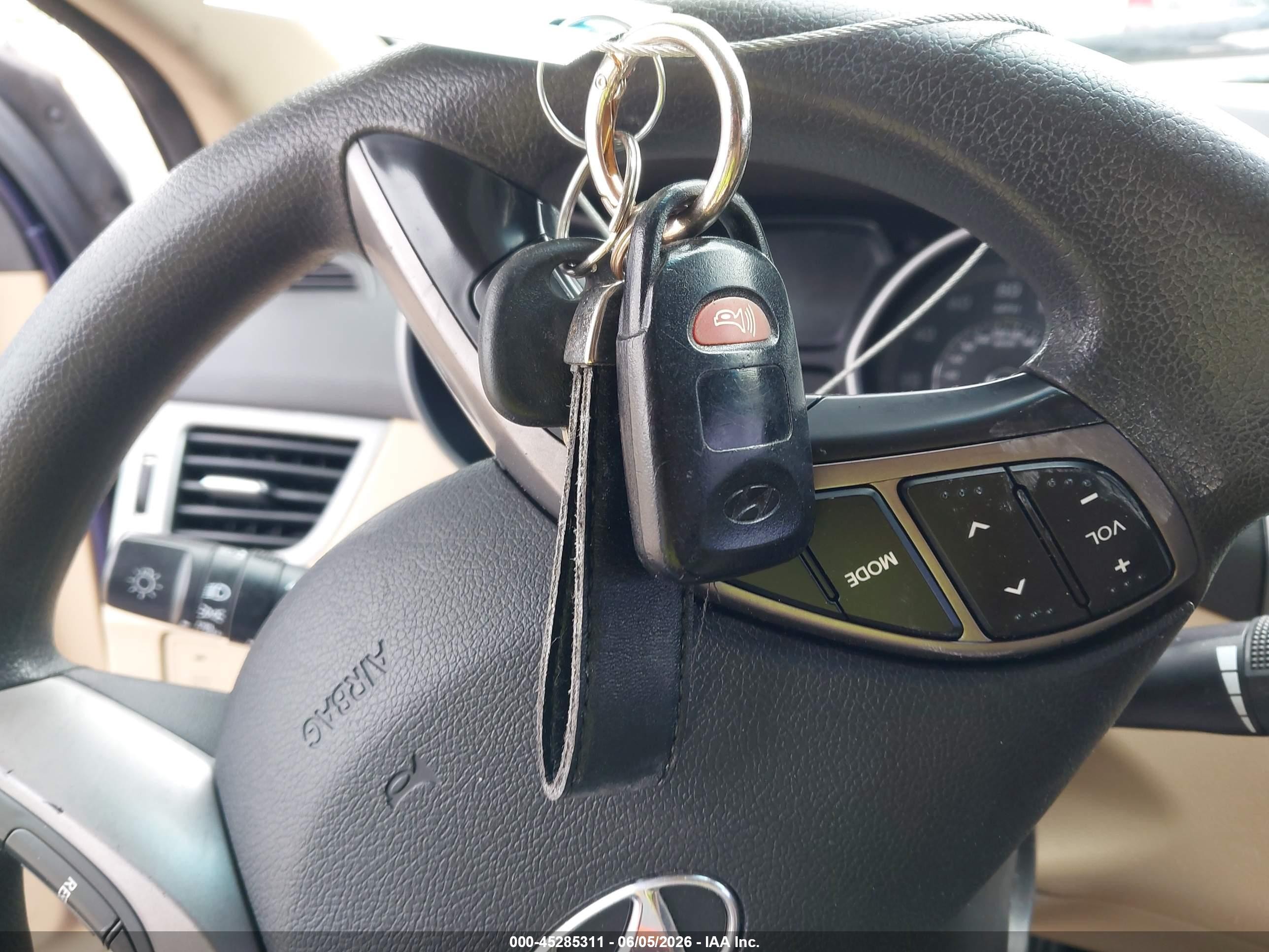 2013 Hyundai Elantra Gls Blue vin: 5NPDH4AEXDH312573