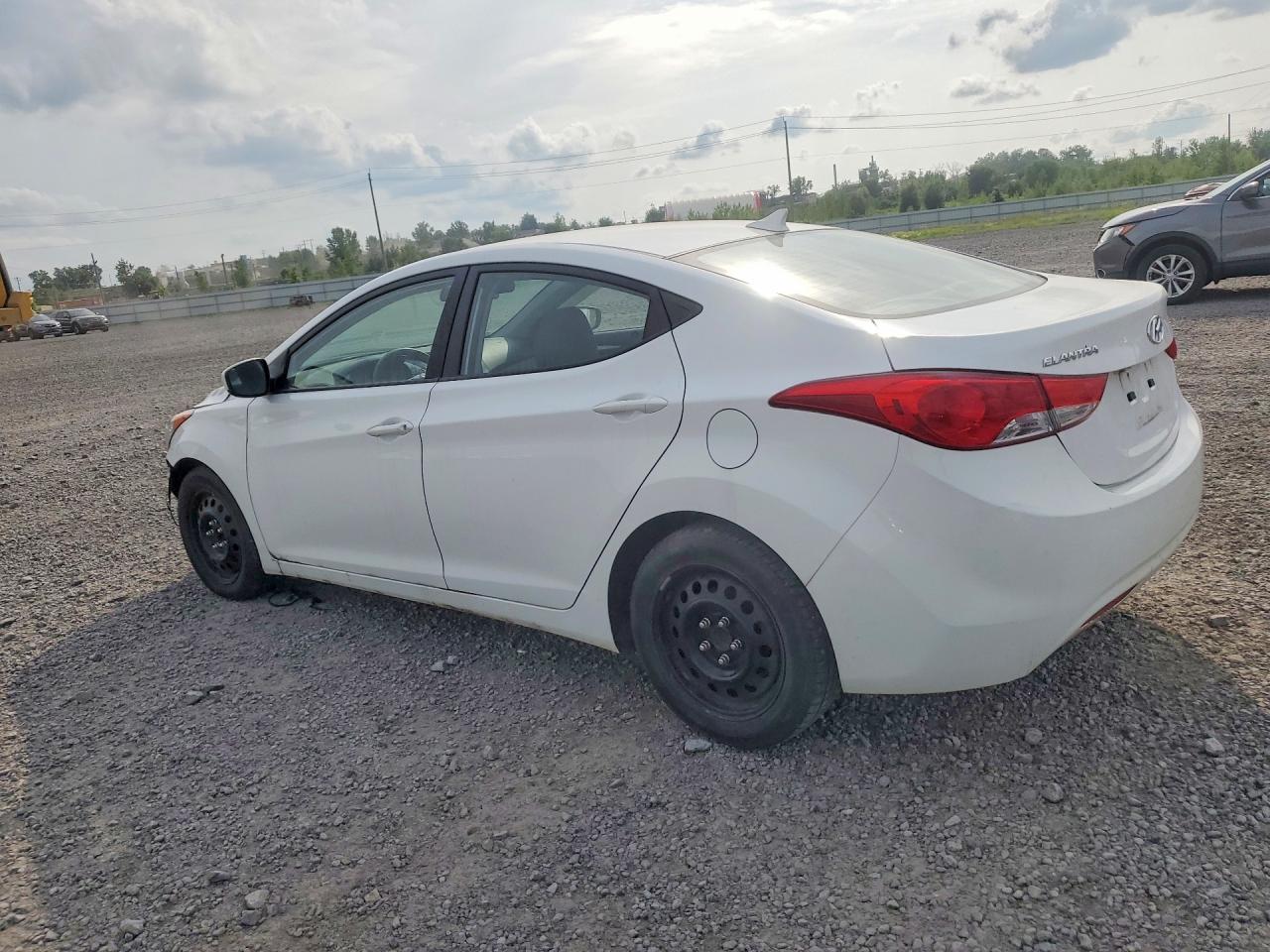 2013 Hyundai Elantra Gls White vin: 5NPDH4AEXDH313979