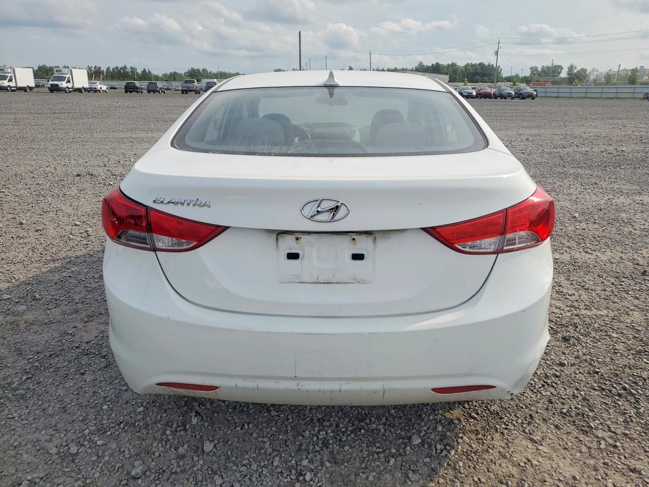 2013 Hyundai Elantra Gls White vin: 5NPDH4AEXDH313979