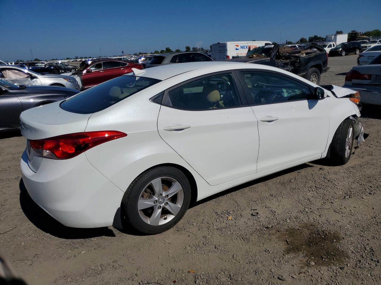 2013 Hyundai Elantra Gls Белый vin: 5NPDH4AEXDH314503