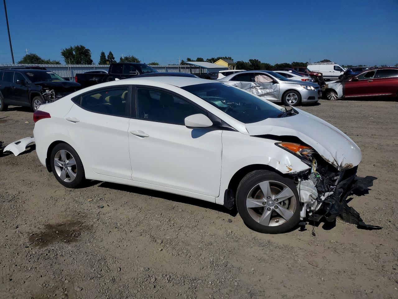 2013 Hyundai Elantra Gls Белый vin: 5NPDH4AEXDH314503
