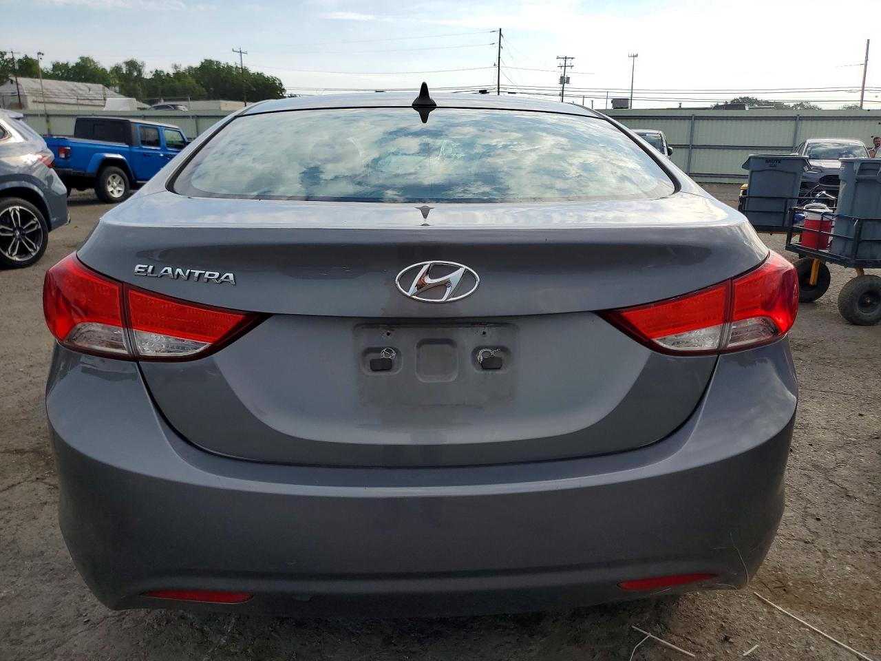 2013 Hyundai Elantra Gls Gray vin: 5NPDH4AEXDH317028