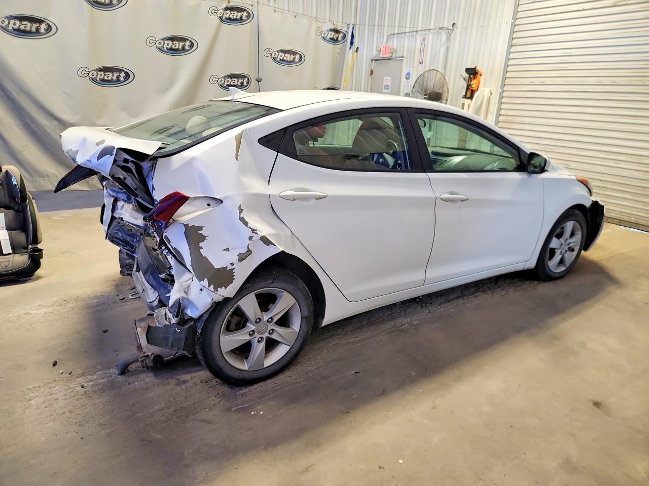 2013 Hyundai Elantra Gls White vin: 5NPDH4AEXDH332970
