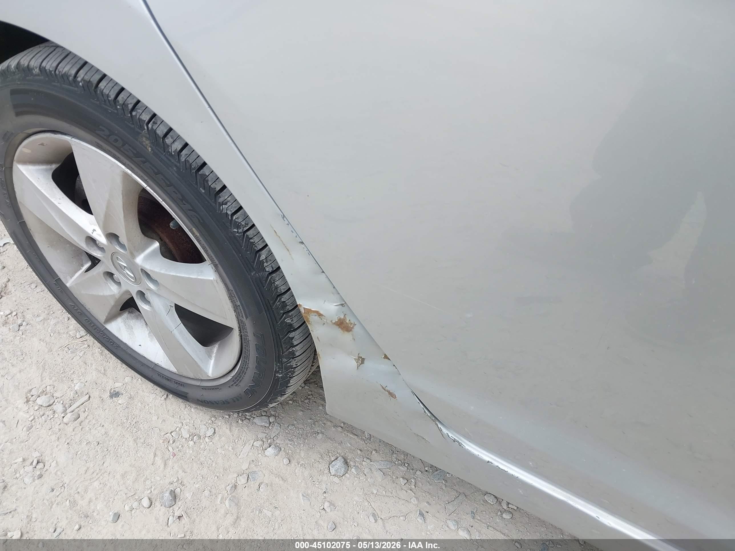 2013 Hyundai Elantra Gls Silver vin: 5NPDH4AEXDH342012