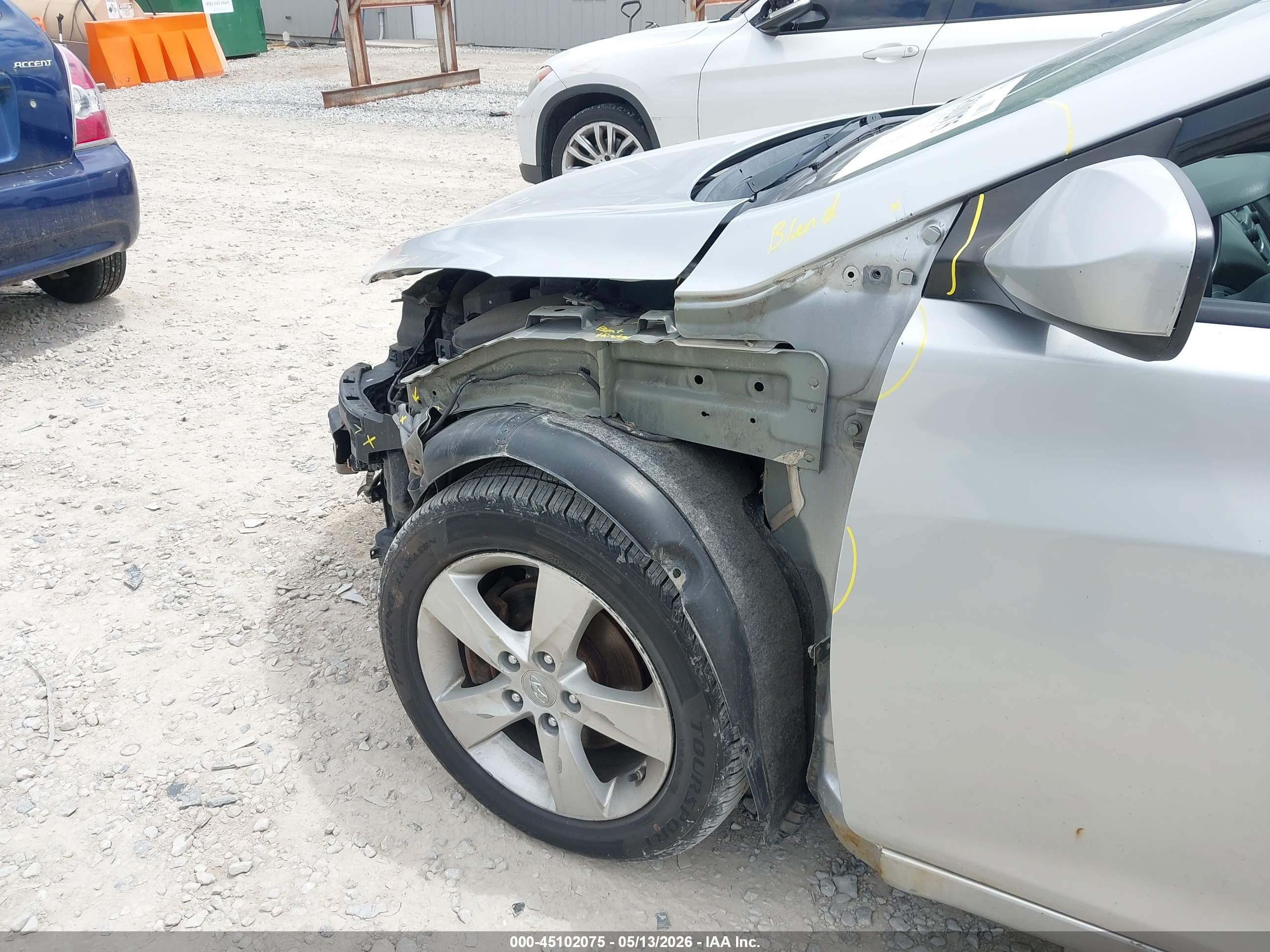 2013 Hyundai Elantra Gls Silver vin: 5NPDH4AEXDH342012